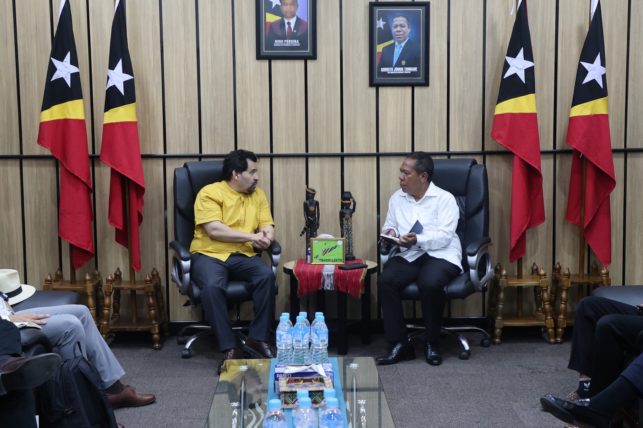 𝐕𝐢𝐬𝐞 𝐌𝐢𝐧𝐢𝐬𝐭𝐫𝐮 𝐊𝐨𝐦𝐞𝐫𝐬𝐢𝐮 𝐧𝐨 𝐈𝐧𝐝𝐮𝐬𝐭𝐫𝐢𝐚 𝐇𝐚𝐬𝐨𝐫𝐮 𝐌𝐚𝐥𝐮 𝐡𝐨 𝐄𝐦𝐛𝐚𝐢𝐱𝐚𝐝𝐨𝐫 𝐓𝐢𝐦𝐨𝐫-𝐋𝐞𝐬𝐭𝐞 𝐛𝐚 𝐗𝐢𝐧𝐚.