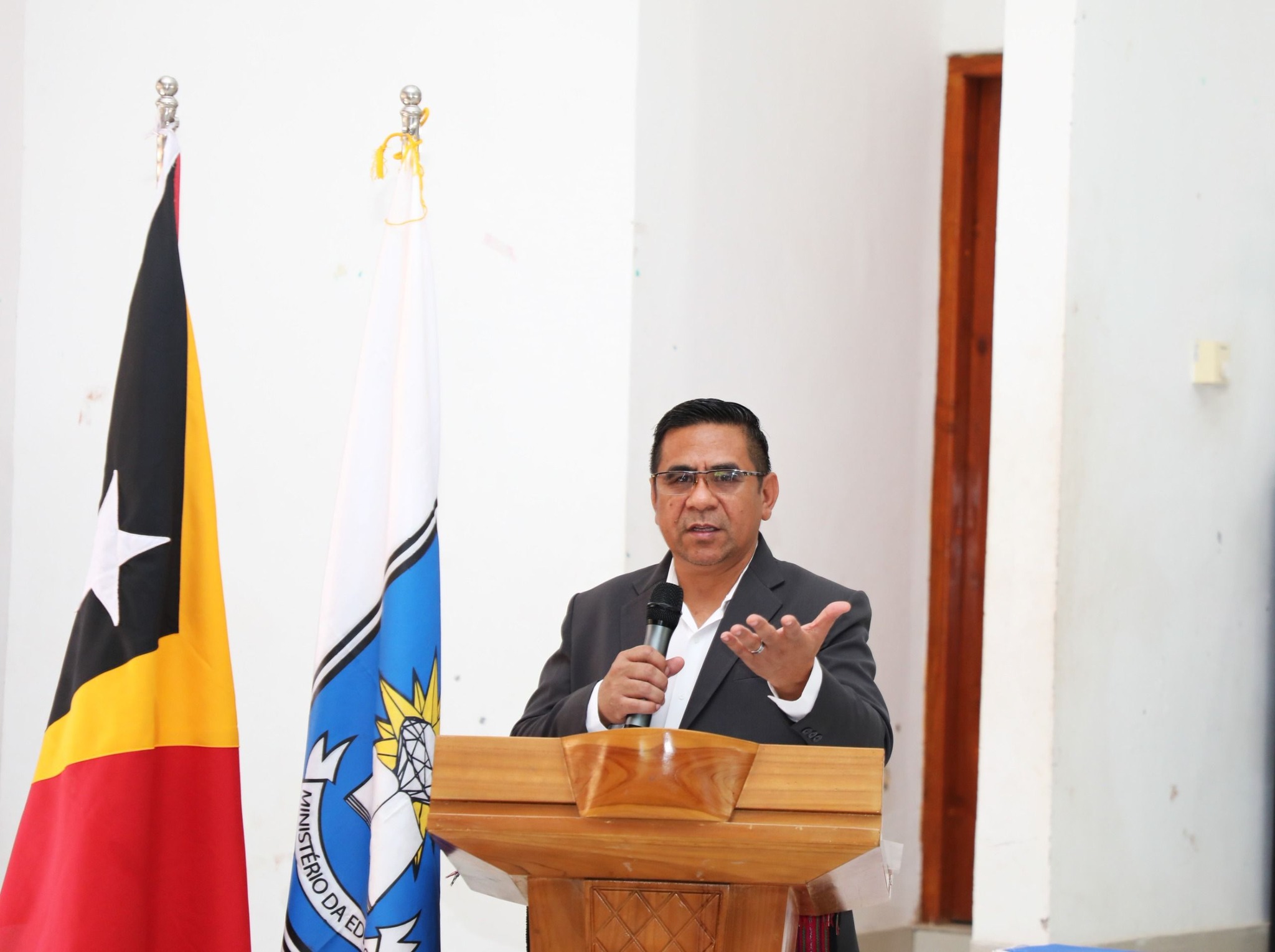 𝗠𝗜𝗡𝗜𝗦𝗧É𝗥𝗜𝗨 𝗘𝗗𝗨𝗞𝗔𝗦𝗔𝗨𝗡 𝗡𝗢 𝗖𝗙𝗣 𝗙Ó 𝗣𝗢𝗦𝗘 𝗕𝗔 𝗠𝗔𝗡𝗢𝗥𝗜𝗡-𝗡𝗔'𝗜𝗡 𝟭𝟳𝟴 𝗥𝗘𝗞𝗥𝗨𝗧𝗔𝗗𝗨 𝗛𝗨𝗦𝗜 𝗙𝗔𝗭𝗘 𝗗𝗔𝗟𝗜𝗠𝗔 𝗕𝗢𝗟𝗦𝗔 𝗞𝗔𝗡𝗗𝗜𝗗𝗔𝗧𝗨𝗥𝗔