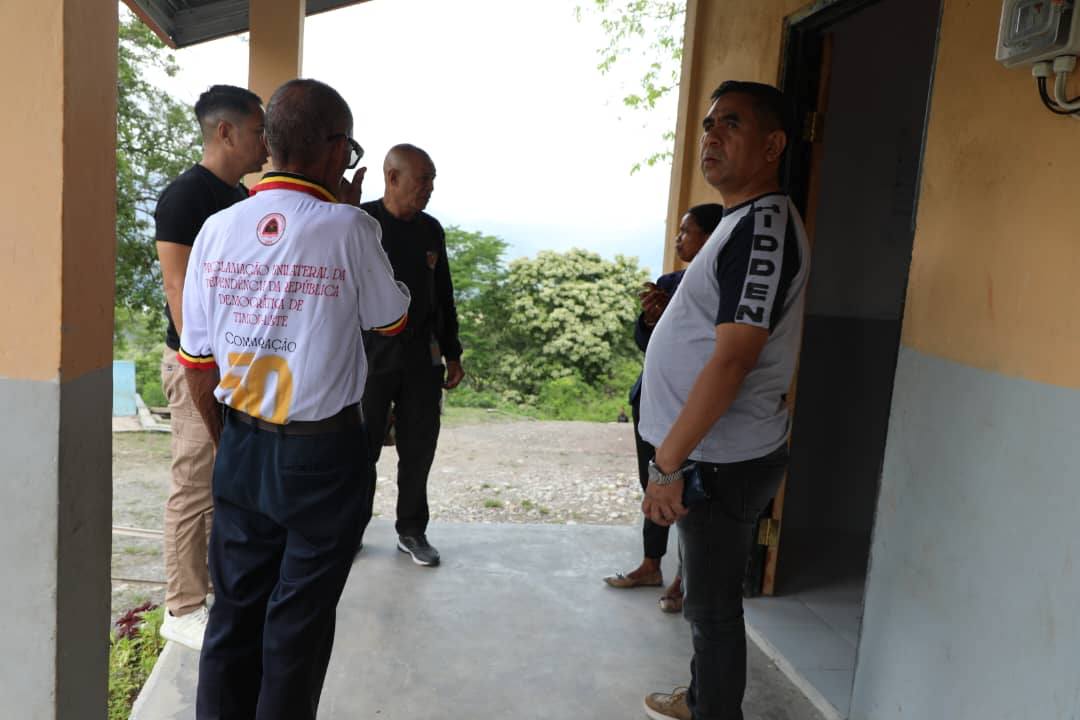 SEKRETÁRIU ESTADU ESJ-ESTV HALA'O VIZITA KORTEZIA BA ESKOLA EBF FATULETO.