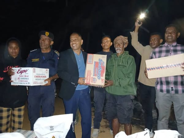 SEPC APOIU IMEDIATA MATERIAL EMERGÊNCIA BA FAMÍLIA UMA KAIN TOLU NE'EBE AFEITA BA INSENDIU IHA SUKU FATUBOLU POSTU ADMINISTRATIVO HATULIA B