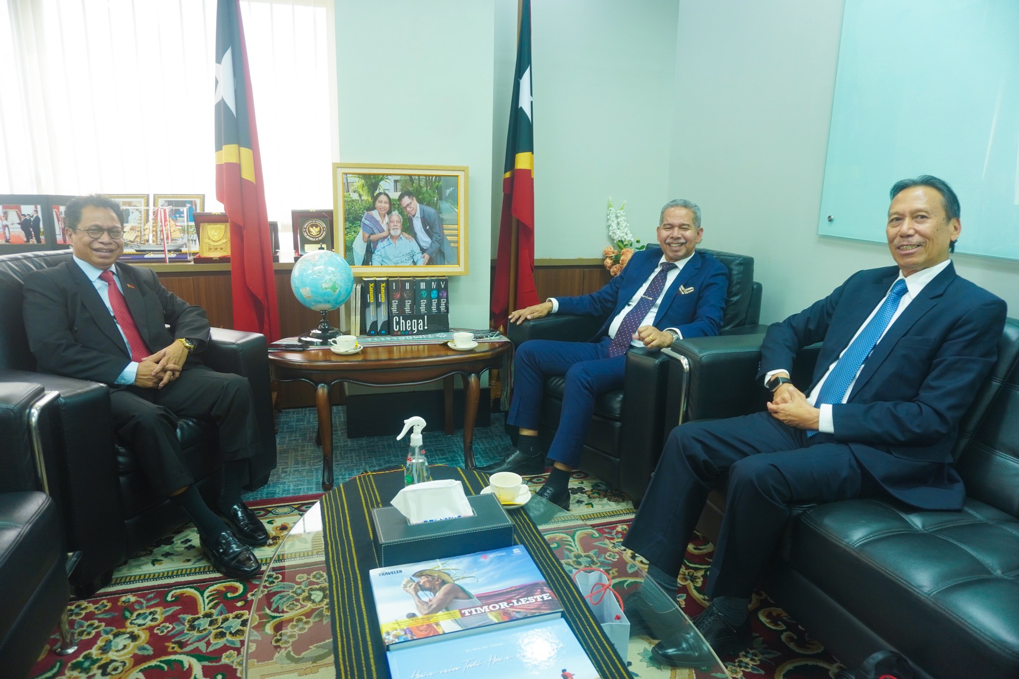 𝐌𝐈𝐍𝐈𝐒𝐓𝐑𝐔 𝐌𝐀𝐍𝐄𝐓𝐄𝐋𝐔 𝐄𝐍𝐊𝐎𝐑𝐀𝐉𝐀 𝐄𝐌𝐁𝐀𝐈𝐗𝐀𝐃Ó𝐑 𝐓𝐈𝐌𝐎𝐑-𝐋𝐄𝐒𝐓𝐄 𝐈𝐇𝐀 𝐉𝐀𝐊𝐀𝐑𝐓𝐀 A𝐓𝐔 𝐊𝐎𝐍𝐓𝐈𝐍𝐔𝐀 𝐇𝐀𝐌𝐄𝐓𝐈𝐍 𝐑𝐄𝐋𝐀𝐒𝐀𝐔𝐍 𝐃𝐈𝐏𝐋𝐎𝐌𝐀𝐒𝐈𝐀 𝐍𝐄’E𝐁É 𝐌𝐄𝐓𝐈𝐍 𝐇𝐎 𝐈𝐍𝐃𝐎𝐍É𝐙𝐈𝐀.