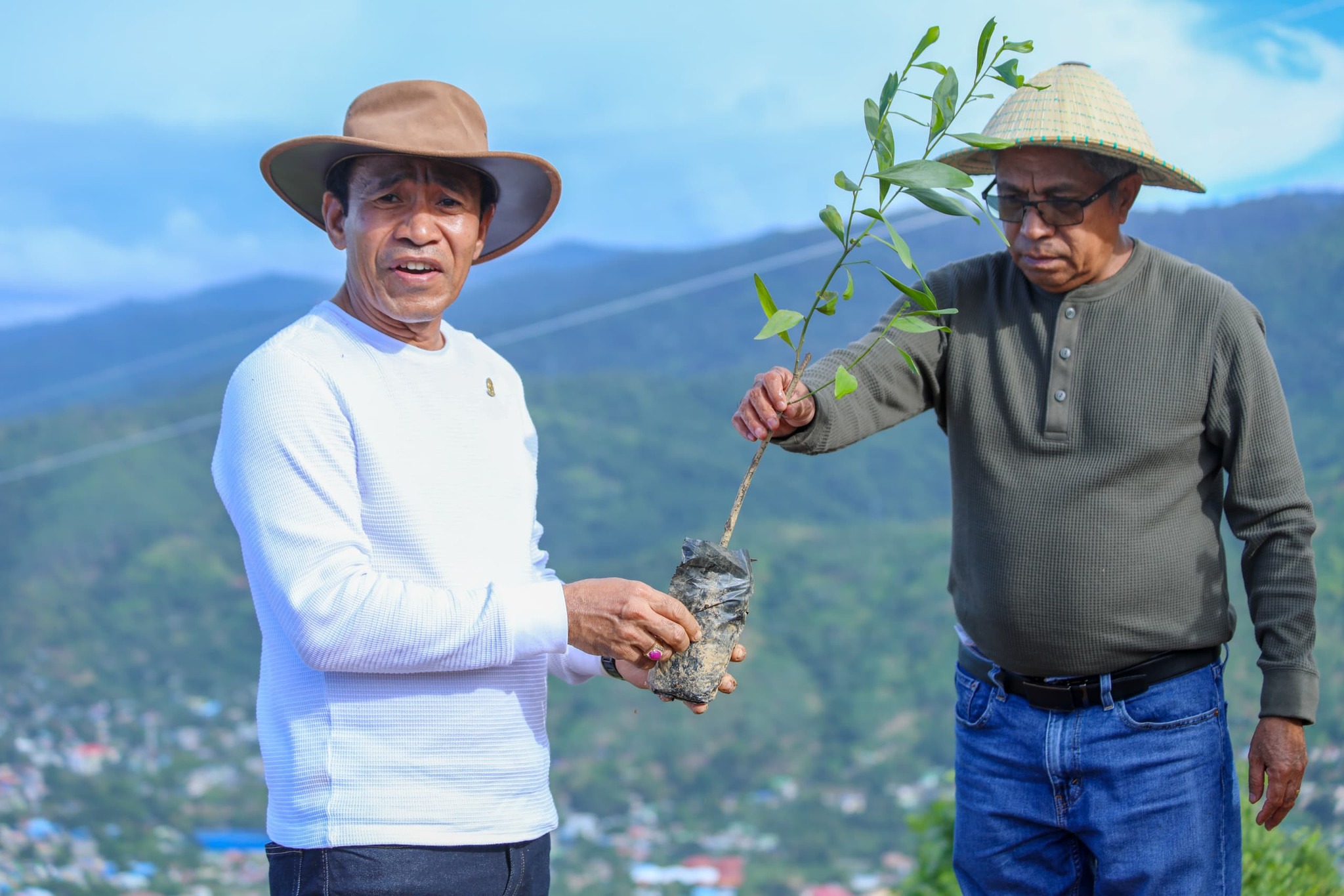 𝐌𝐀𝐏𝐏𝐅 𝐋𝐈𝐔 𝐇𝐔𝐒𝐈 𝐒𝐄𝐅 𝐑𝐄𝐀𝐋𝐈𝐙𝐀 𝐋𝐀𝐍𝐒𝐀𝐌𝐄𝐍𝐓𝐔 𝐊𝐔𝐃𝐀 𝐀𝐈-𝐎𝐀𝐍 𝐈𝐇𝐀 𝐅𝐎𝐇𝐎 𝐁𝐄𝐃𝐔𝐊𝐔 𝐋𝐄𝐓𝐄𝐍