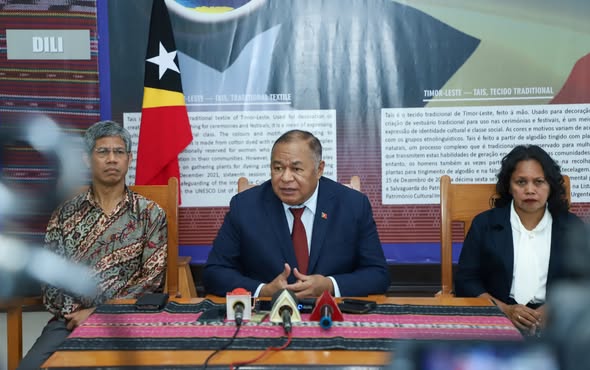 Ministru Negósius Estranjeirus no Kooperasaun klarifika, deslokasaun ekipa konjunta ba apoiu umanitáriu iha Filipina adia, tanba Manila iha kapasidade sufisiente atu halo rekupasaun.