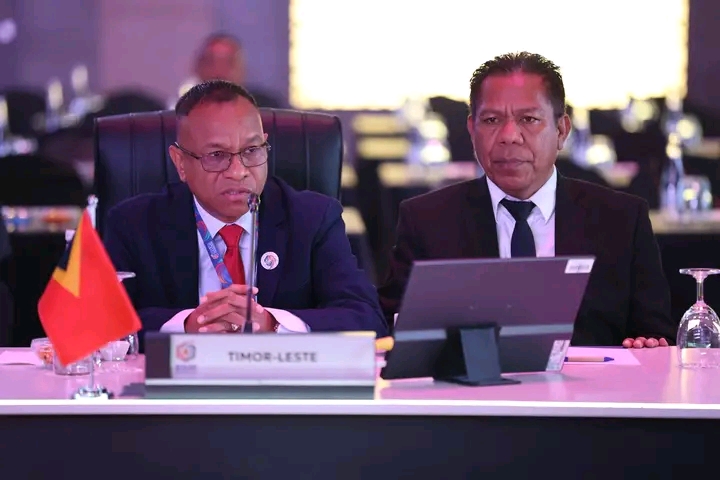 E𝐧𝐤𝐨𝐧𝐭𝐫𝐮 𝐌𝐢𝐧𝐢𝐬𝐭𝐫𝐮 𝐄𝐤𝐨𝐧𝐨́𝐦𝐢𝐤𝐮 𝐀𝐒𝐄𝐀𝐍 (𝐀𝐄𝐌) 𝐛𝐚 𝐝𝐚𝐥𝐚-𝟓𝟕 𝐧𝐨 𝐊𝐨𝐧𝐬𝐞𝐥𝐥𝐮 𝐀́𝐫𝐞𝐚 𝐊𝐨𝐦𝐞́𝐫𝐬𝐢𝐮 𝐋𝐢𝐯𝐫𝐞 𝐀𝐒𝐄𝐀𝐍 (𝐀𝐅𝐓𝐀) 𝐛𝐚 𝐝𝐚𝐥𝐚-𝟑𝟗