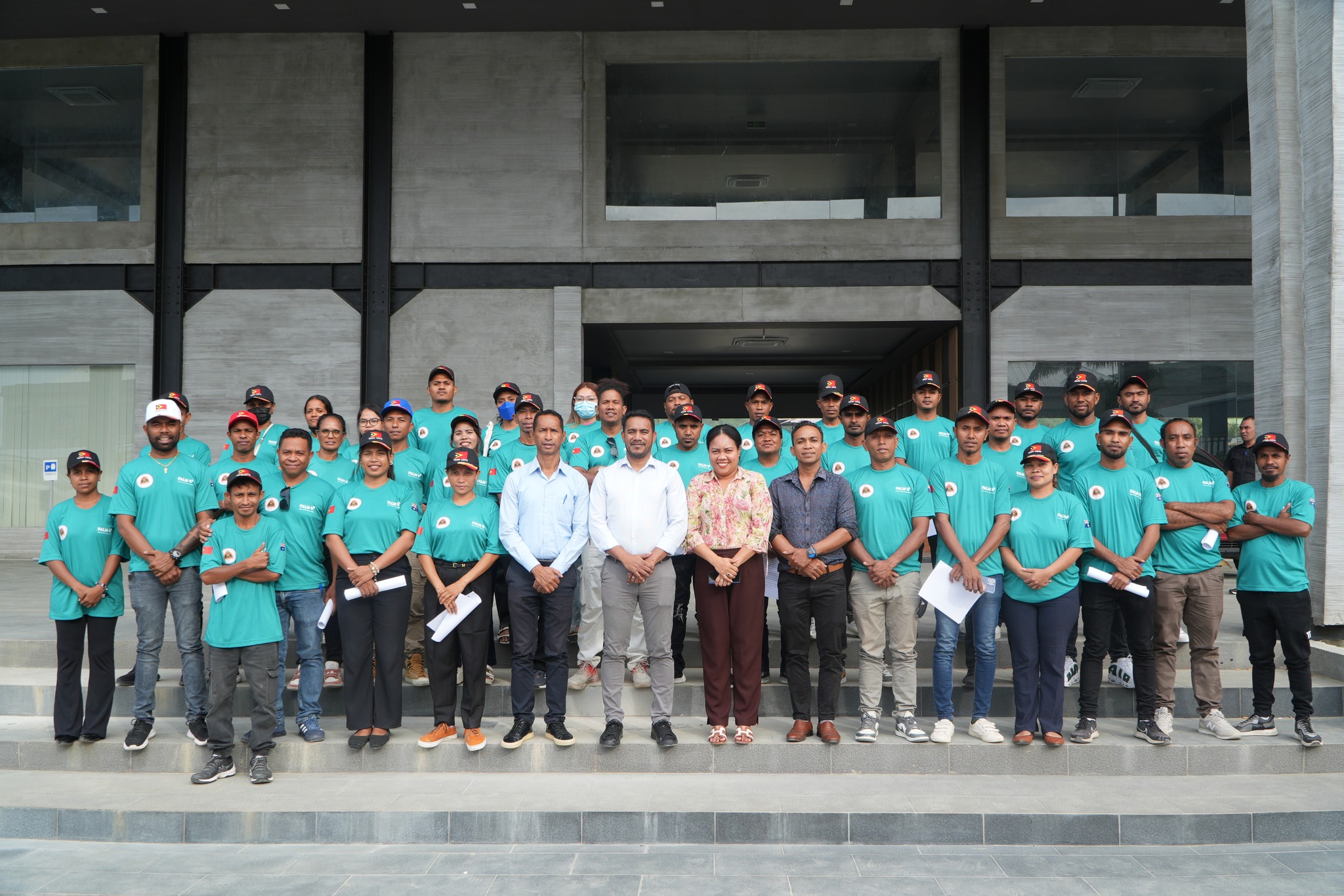 𝐒𝐄𝐅𝐎𝐏𝐄-𝐃𝐍𝐄𝐄 𝐡𝐚𝐥𝐚'𝐨 𝐬𝐞𝐫𝐞𝐦ó𝐧𝐢𝐚 𝐝𝐞𝐬𝐩𝐞𝐝𝐢𝐝𝐚 𝐛𝐚 𝐭𝐫𝐚𝐛𝐚𝐥𝐥𝐚𝐝𝐨𝐫 𝐓𝐢𝐦𝐨𝐫𝐨𝐚𝐧 𝐧𝐞'𝐞𝐛é 𝐬𝐞𝐢 𝐦𝐨𝐛𝐢𝐥𝐢𝐳𝐚 𝐛𝐚 𝐬𝐞𝐫𝐯𝐢𝐬𝐮 𝐢𝐡𝐚 𝐀𝐮𝐬𝐭𝐫á𝐥𝐢𝐚.