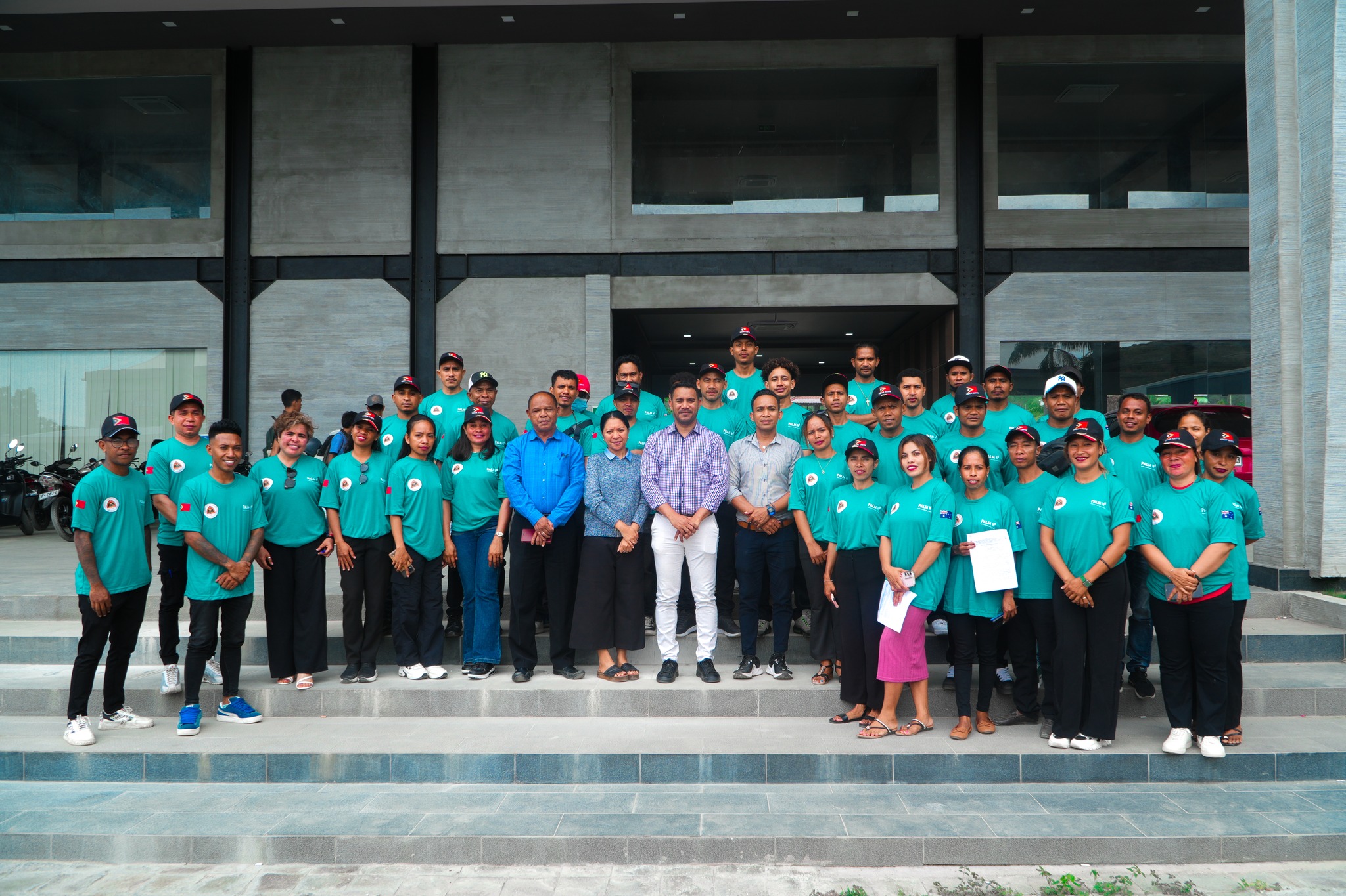 𝐒𝐄𝐅𝐎𝐏𝐄-𝐃𝐍𝐄𝐄 𝐡𝐚𝐥𝐚'𝐨 𝐬𝐞𝐫𝐞𝐦ó𝐧𝐢𝐚 𝐝𝐞𝐬𝐩𝐞𝐝𝐢𝐝𝐚 𝐛𝐚 𝐭𝐫𝐚𝐛𝐚𝐥𝐡𝐚𝐝𝐨𝐫 𝐧𝐚𝐢𝐧-𝟑𝟒 𝐚𝐧𝐭𝐞𝐬  𝐬𝐢𝐫𝐚 𝐦𝐨𝐛𝐢𝐥𝐢𝐳𝐚 𝐛𝐚 𝐬𝐞𝐫𝐯𝐢𝐬𝐮 𝐢𝐡𝐚 𝐀𝐮𝐬𝐭𝐫á𝐥𝐢𝐚.