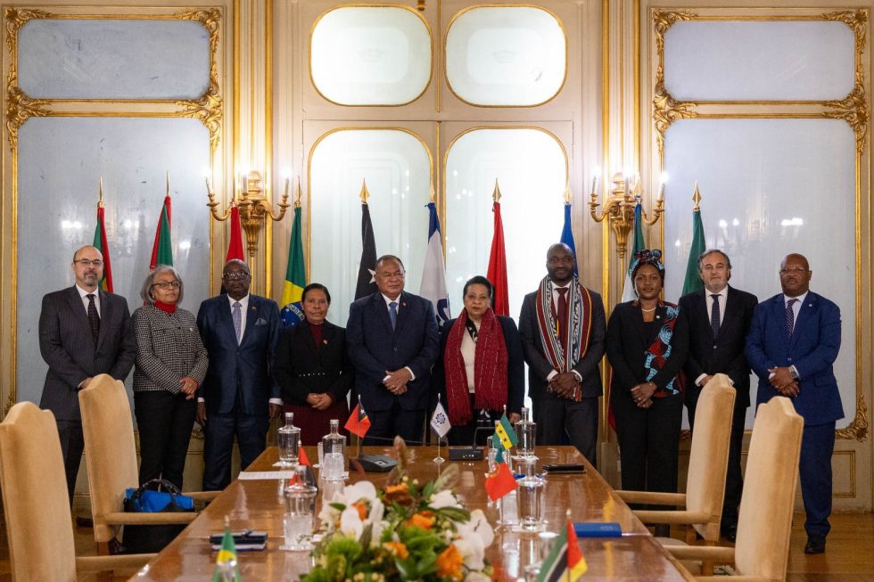 Ministru Negósius Estranjeirus no Kooperasaun Halao vizita ba sede CPLP