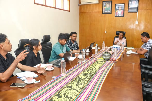 EKIPA AJHJ-TL HO CHILD FUND ENKONTRU KORTEJIA HO SUA EXELÉNSIA SEKRETÁRIA ESTADU BA IGUALDADE IHA GABINETI-SEI,OHIN