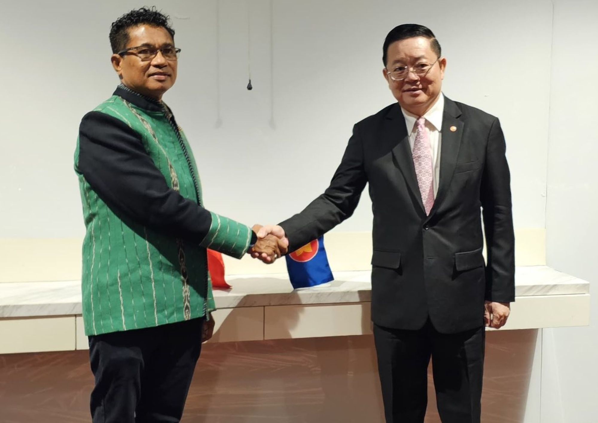 𝐒𝐞𝐤𝐫𝐞𝐭𝐚́𝐫𝐢𝐮-𝐉𝐞𝐫𝐚́𝐥 𝐀𝐒𝐄𝐀𝐍 𝐡𝐚𝐬𝐨𝐫𝐮 𝐦𝐚𝐥𝐮 𝐡𝐨 𝐕𝐢𝐜𝐞-𝐏𝐫𝐢𝐦𝐞𝐢𝐫𝐮-𝐌𝐢𝐧𝐢𝐬𝐭𝐫𝐮, 𝐌𝐢𝐧𝐢𝐬𝐭𝐫𝐮 𝐊𝐨𝐨𝐫𝐝𝐞𝐧𝐚𝐝𝐨́𝐫 𝐛𝐚 𝐀𝐬𝐮𝐧𝐭𝐮 𝐒𝐨𝐬𝐢𝐚́𝐥 𝐧𝐨 𝐌𝐢𝐧𝐢𝐬𝐭𝐫𝐮 𝐛𝐚 𝐃𝐞𝐳𝐞𝐧𝐯𝐨𝐥𝐯𝐢𝐦𝐞𝐧𝐭𝐮 𝐑𝐮𝐫𝐚́𝐥 𝐧𝐨 𝐀𝐛𝐢𝐭𝐚𝐬𝐚𝐮𝐧 𝐊𝐨𝐦𝐮𝐧𝐢𝐭𝐚́𝐫𝐢𝐚