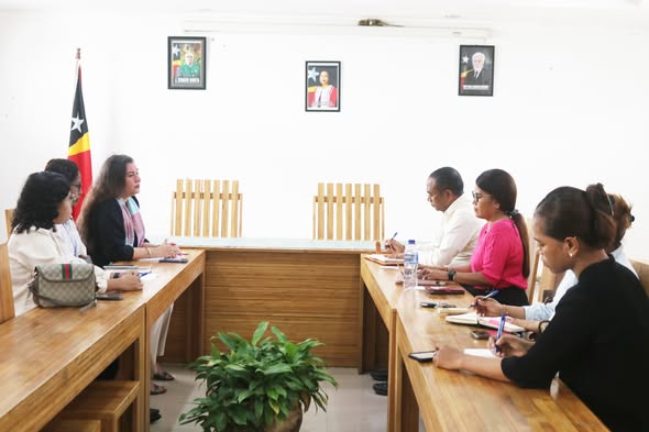 SEI ENKONTRU HO INTERNATIONAL LABOUR ORGANIZATION (ILO) HODI KO’ALIA KONA-BA PARTISIPASAUN FETO IHA IHA MUNDU TRABALLU NE’EBÉ SEGURU PROTEJIDU NO DIGNA