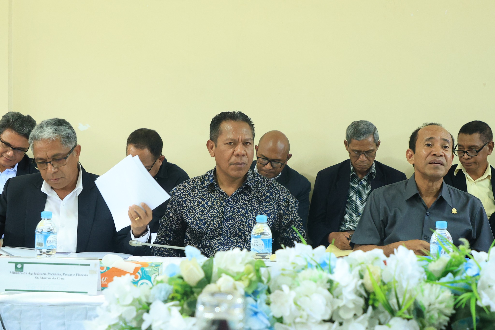 𝐕𝐢𝐬𝐞-𝐌𝐢𝐧𝐢𝐬𝐭𝐫𝐮 𝐊𝐨𝐦𝐞́𝐫𝐬𝐢𝐮 𝐧𝐨 𝐈𝐧𝐝𝐮𝐬𝐭𝐫𝐢𝐚 𝐏𝐚𝐫𝐭𝐢𝐬𝐢𝐩𝐚 𝐃𝐢𝐬𝐤𝐮𝐬𝐚𝐮𝐧 𝐏𝐫𝐨𝐩𝐨𝐬𝐭𝐚 𝐋𝐞𝐢 𝐧.º 𝟐𝟏/𝐕𝐈 (𝟐.ª) 𝐡𝐨 𝐊𝐨𝐦𝐢𝐬𝐚𝐮𝐧 𝐃 𝐏𝐚𝐫𝐥𝐚𝐦𝐞𝐧𝐭𝐮 𝐍𝐚𝐬𝐢𝐨𝐧𝐚́𝐥 𝐈𝐡𝐚 𝐌𝐮𝐧𝐢𝐬𝐢́𝐩𝐢𝐮 𝐋𝐢𝐤𝐢𝐬𝐚