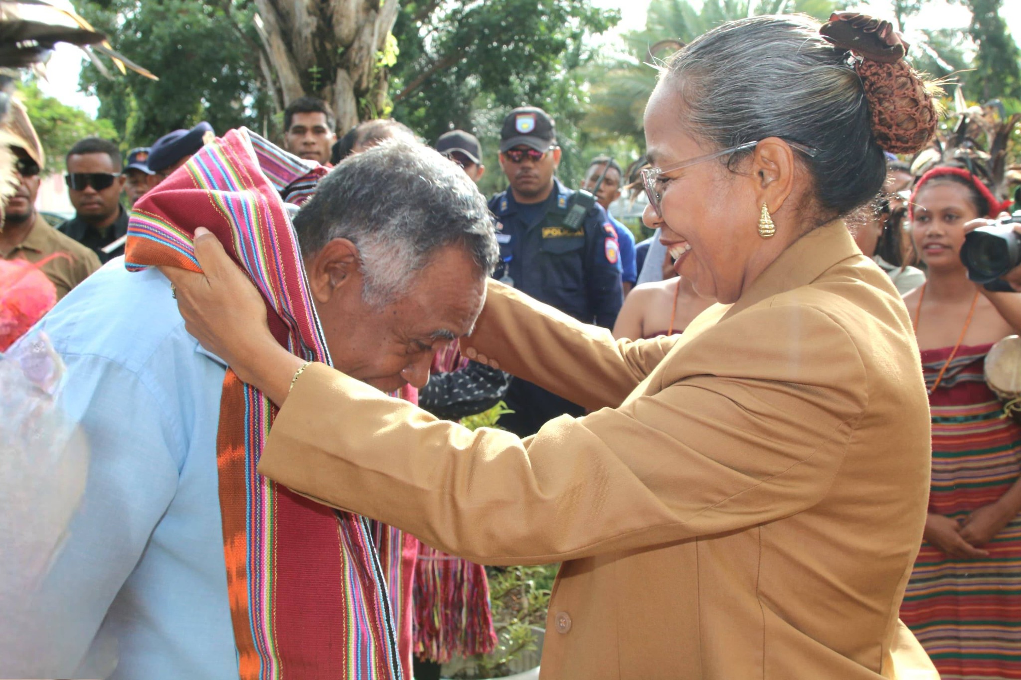S.E. MINISTRU PLANEAMENTU NO INVESTIMENTU ESTRATÉJIKU, ENG.GASTÃO FRANCISCO DE SOUSA, AKOMPAÑA S.E. PRIMEIRU MINISTRU HALA’O VIZITA OFISIÁL IHA AUTORIDADE MUNISÍPIU BAUCAU. “HAREE BESIK SERVISU MUNISIPÁL HUSI REZULTADU AVALIA