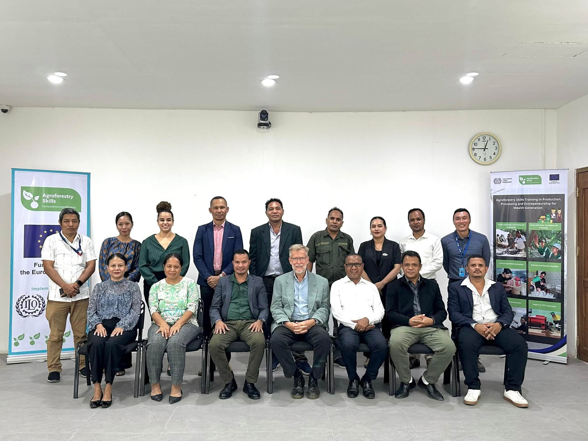 𝐃𝐢𝐬𝐤𝐮𝐬𝐚𝐮𝐧 𝐌𝐞𝐳𝐚 𝐑𝐞𝐝𝐨𝐧𝐝𝐚 𝐇𝐨𝐝𝐢 𝐇𝐚𝐦𝐞𝐭𝐢𝐧 𝐊𝐨𝐨𝐩𝐞𝐫𝐚𝐬𝐚𝐮𝐧 𝐈𝐧𝐭𝐞𝐫𝐦𝐢𝐧𝐢𝐬𝐭𝐞𝐫𝐢𝐚𝐥 𝐛𝐚 𝐃𝐞𝐳𝐞𝐧𝐯𝐨𝐥𝐯𝐢𝐦𝐞𝐧𝐭𝐮 𝐀𝐠𝐫𝐨𝐟𝐥𝐨𝐫𝐞𝐬𝐭á𝐥