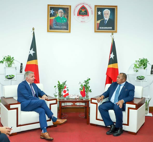 𝐃𝐢𝐥𝐢, 𝐃𝐞𝐜𝐞𝐦𝐛𝐞𝐫 𝟏, 𝟐𝟎𝟐𝟓 — 𝖧.𝖤. 𝐁𝐞𝐧𝐝𝐢𝐭𝐨 𝐝𝐨𝐬 𝐒𝐚𝐧𝐭𝐨𝐬 𝐅𝐫𝐞𝐢𝐭𝐚𝐬, 𝖬𝗂𝗇𝗂𝗌𝗍𝖾𝗋 𝗈𝖿 𝖥𝗈𝗋𝖾𝗂𝗀𝗇 𝖠𝖿𝖿𝖺𝗂𝗋𝗌 𝖺𝗇𝖽 𝖢𝗈𝗈𝗉𝖾𝗋𝖺𝗍𝗂𝗈𝗇 𝗈𝖿 𝖳𝗂𝗆𝗈𝗋-𝖫𝖾𝗌𝗍𝖾, 𝗁𝖾𝗅𝖽 𝖺 𝗆𝖾𝖾𝗍𝗂𝗇𝗀 𝗐𝗂𝗍𝗁 𝖧.𝖤. 𝐉𝐞𝐬𝐬 𝐃𝐮𝐭𝐭𝐨𝐧, 𝖠𝗆𝖻𝖺𝗌𝗌𝖺𝖽𝗈𝗋 𝗈𝖿 𝖢𝖺𝗇𝖺𝖽𝖺 𝗍𝗈 𝖨𝗇𝖽𝗈𝗇𝖾𝗌𝗂𝖺 𝖺𝗇𝖽 𝖳𝗂𝗆𝗈𝗋-𝖫𝖾𝗌𝗍𝖾. 𝖳𝗁𝖾 𝖬𝗂𝗇𝗂𝗌𝗍𝖾𝗋 𝗐𝖺𝗋𝗆𝗅