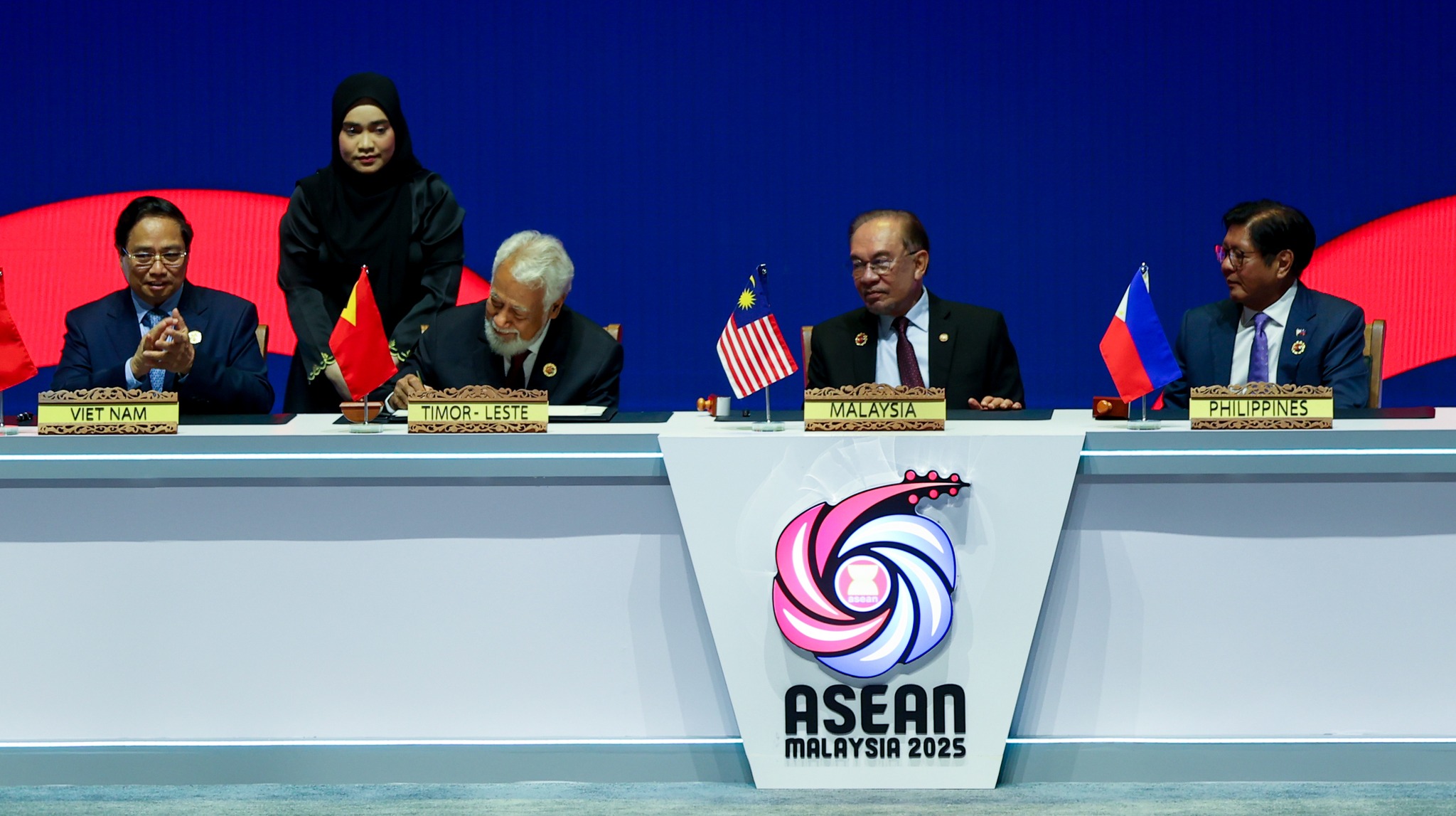 𝑻𝒊𝒎𝒐𝒓-𝑳𝒆𝒔𝒕𝒆 𝑶𝒇𝒊𝒔𝒊𝒂𝒍𝒎𝒆𝒏𝒕𝒆 𝑺𝒂𝒊 𝑴𝒆𝒎𝒃𝒓𝒖 𝑷𝒍𝒆𝒏𝒖 𝑨𝑺𝑬𝑨𝑵 𝒃𝒂 𝑫𝒂𝒍𝒂 11