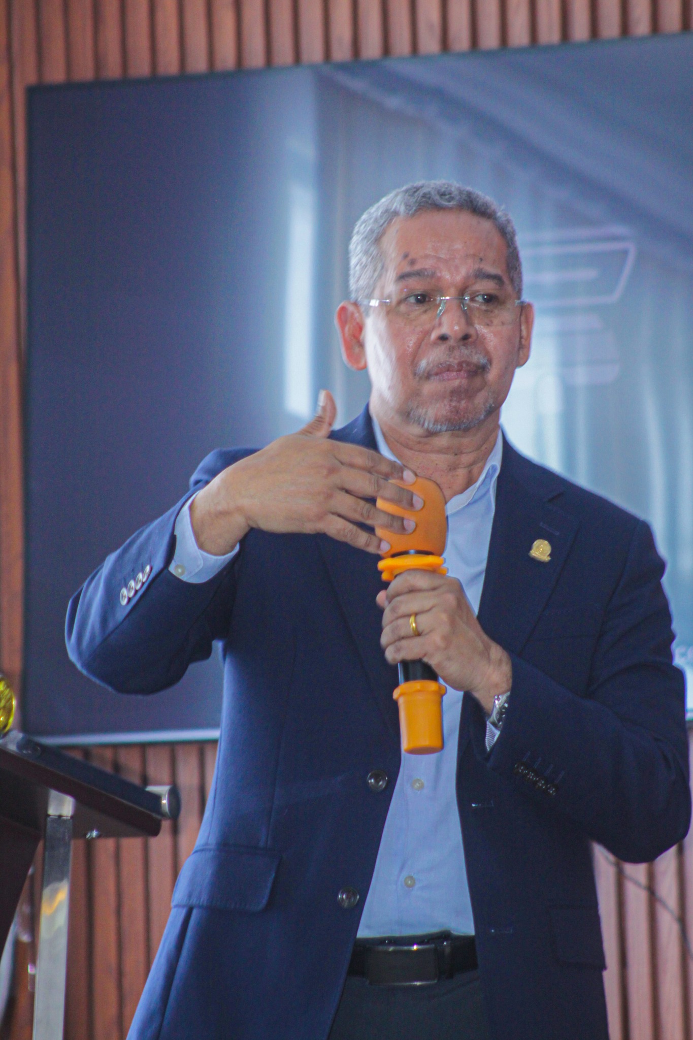 𝐌𝐈𝐍𝐈𝐒𝐓𝐑𝐔 𝐌𝐀𝐍𝐄𝐓𝐄𝐋𝐔 : 𝐄𝐒𝐓𝐔𝐃𝐀𝐍𝐓𝐄 𝐌𝐀𝐊 𝐀𝐔𝐓Ó𝐑 𝐁Á 𝐃𝐄𝐙𝐄𝐍𝐕𝐎𝐋𝐕𝐈𝐌𝐄𝐍𝐓𝐔 𝐍𝐀𝐒𝐈𝐎𝐍Á𝐋