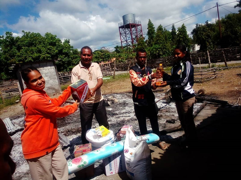 VÍTIMA ANA PAULA P. OLIVEIRA GOMES SIMU APOIU PAKOTE EMERJÉNSIA HUSI APC COVALIMA