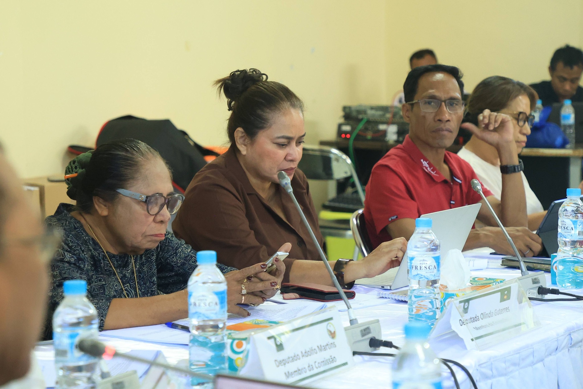 𝐕𝐢𝐬𝐞 𝐌𝐢𝐧𝐢𝐬𝐭𝐫𝐮 𝐊𝐨𝐦𝐞́𝐫𝐬𝐢𝐮 𝐧𝐨 𝐈𝐧𝐝𝐮𝐬𝐭𝐫𝐢𝐚 𝐊𝐨𝐧𝐭𝐢𝐧𝐮𝐚 𝐏𝐚𝐫𝐭𝐢𝐬𝐢𝐩𝐚 𝐃𝐢𝐬𝐤𝐮𝐬𝐚𝐮𝐧 𝐄𝐬𝐩𝐞𝐬𝐢𝐚𝐥𝐢𝐝𝐚𝐝𝐞 𝐁𝐚 𝐏𝐫𝐨𝐩𝐨𝐬𝐭𝐚 𝐋𝐞𝐢 𝐊𝐨𝐧𝐤𝐨𝐫𝐞𝐧𝐬𝐢𝐚