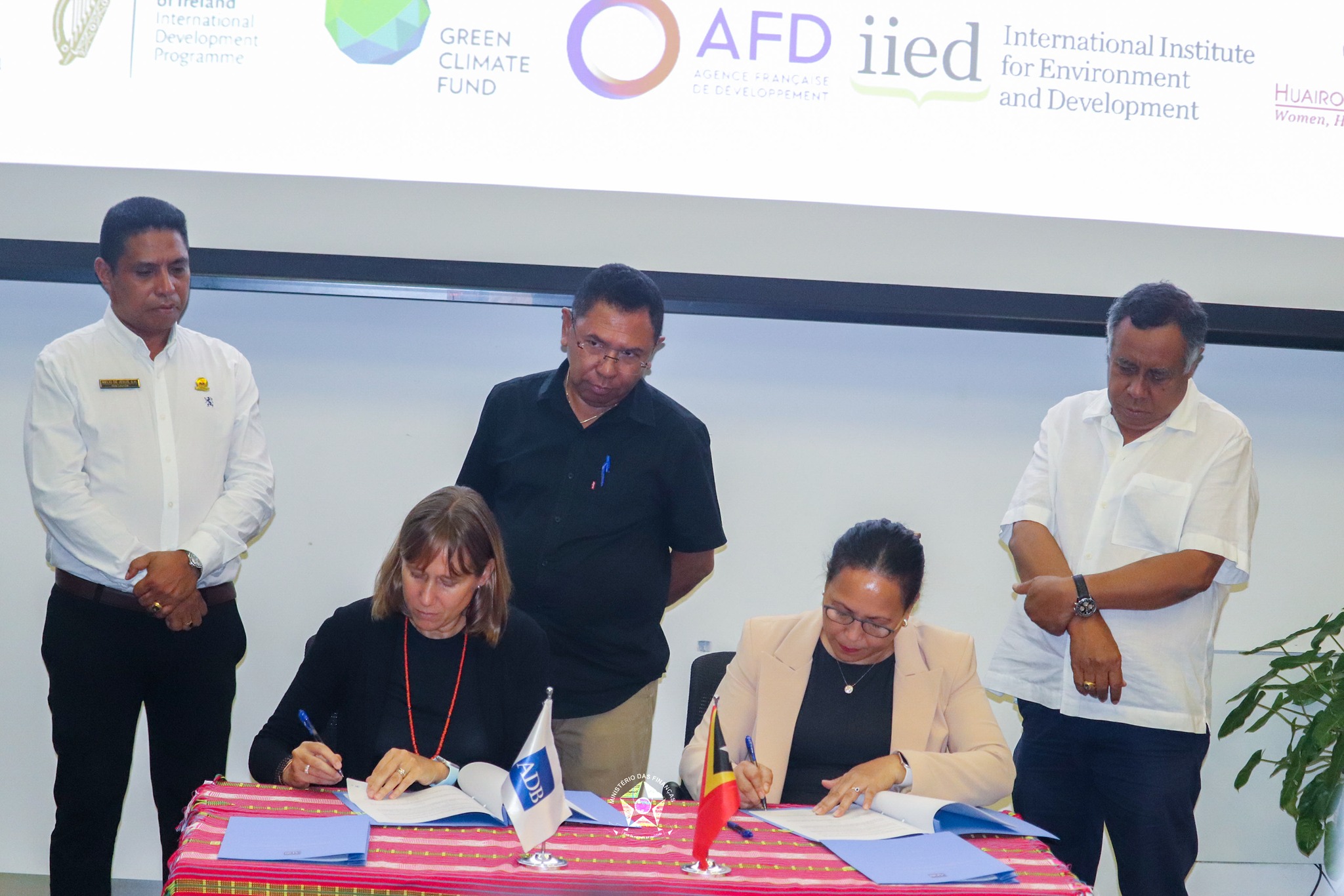 𝐌𝐅 𝐀𝐒𝐈𝐍𝐀 𝐀𝐊𝐎𝐑𝐃𝐔 𝐄𝐌𝐏𝐑𝐄𝐒𝐓𝐈𝐌𝐔 𝐇𝐎 𝐀𝐃𝐁