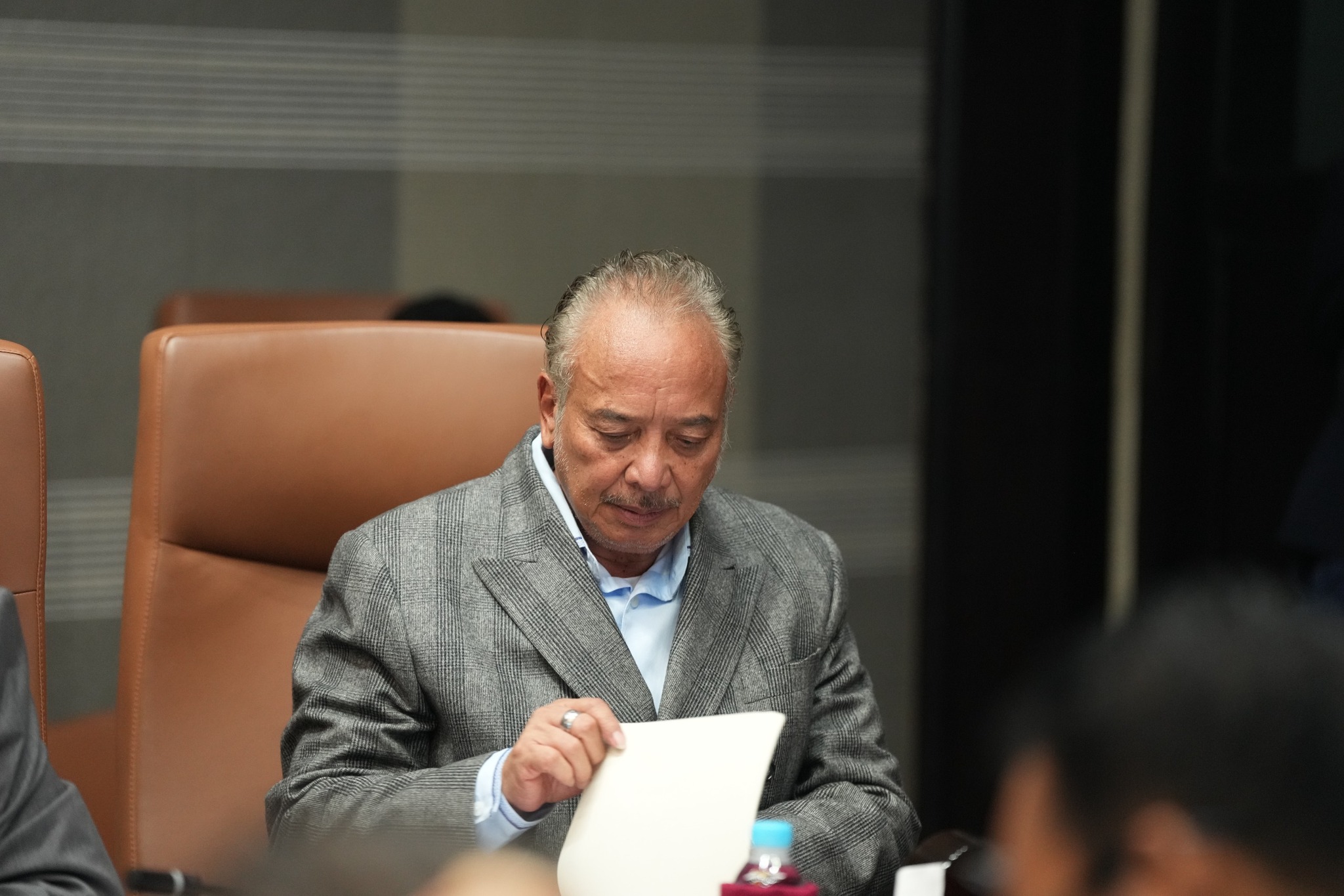 𝐊𝐨𝐧𝐬𝐞𝐥𝐥𝐮 𝐌𝐢𝐧𝐢𝐬𝐭𝐫𝐮 𝐚𝐩𝐫𝐨𝐯𝐚 𝐩𝐫𝐨𝐣𝐞𝐭𝐮 𝐚𝐫𝐤𝐢𝐭𝐞𝐭ó𝐧𝐢𝐤𝐮 𝐛𝐚 𝐒𝐞𝐧𝐭𝐫𝐮 𝐊𝐨𝐧𝐯𝐞𝐧𝐬𝐚𝐮𝐧 𝐃í𝐥𝐢 𝐟𝐨𝐮𝐧 𝐧𝐨 𝐧𝐨𝐦𝐞𝐢𝐚 𝐃𝐮í𝐥𝐢𝐨 𝐧𝐮’𝐮𝐝𝐚𝐫 𝐃𝐢𝐫𝐞𝐭ó𝐫 𝐄𝐳𝐞𝐤𝐮𝐭𝐢𝐯𝐮 𝐓𝐫𝐚𝐝𝐞𝐈𝐧𝐯𝐞𝐬𝐭 𝐓𝐢𝐦𝐨𝐫-𝐋𝐞𝐬𝐭𝐞