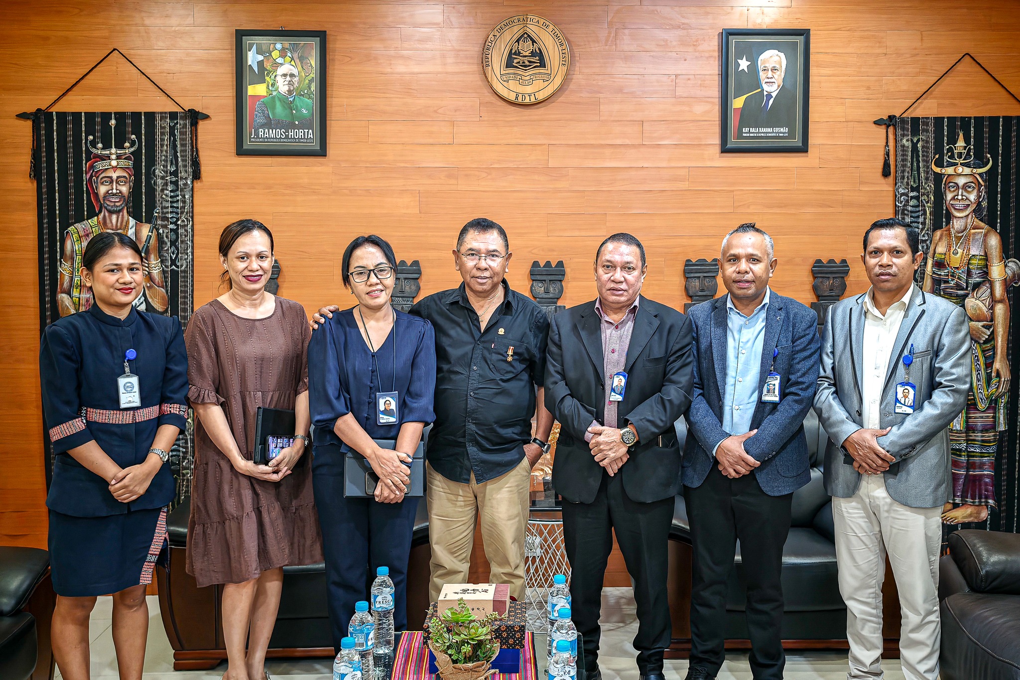 𝗠𝗜𝗡𝗜𝗦𝗧𝗥𝗨 𝗢𝗕𝗥𝗔𝗦 𝗣Ú𝗕𝗟𝗜𝗞𝗔𝗦 𝗘𝗡𝗞𝗢𝗡𝗧𝗥𝗨 𝗛𝗢 𝗣𝗥𝗘𝗭𝗜𝗗𝗘𝗡𝗧𝗘 𝗞𝗢𝗠𝗜𝗦𝗔𝗨𝗡 𝗘𝗭𝗘𝗞𝗨𝗧𝗜𝗩𝗔 𝗕𝗡𝗖𝗧𝗟.