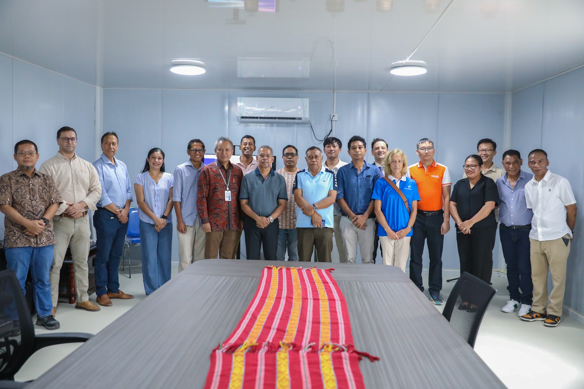 𝐆𝐎𝐕𝐄𝐑𝐍𝐔 𝐋𝐀𝐍𝐒𝐀 𝐓𝐑𝐈𝐀𝐋 𝐒𝐈𝐒𝐓𝐄𝐌𝐀 𝐊𝐀𝐁𝐔 𝐒𝐔𝐁-𝐌𝐀𝐑𝐈𝐍̃𝐔 𝐅𝐈𝐁𝐑𝐀 𝐎𝐓𝐈𝐊𝐀 𝐁Á 𝐎𝐏𝐄𝐑𝐀𝐃Ó𝐑 𝐓𝐄𝐋𝐄𝐊𝐎𝐌𝐔𝐍𝐈𝐊𝐀𝐒𝐀𝐔𝐍 𝐓𝐎𝐋𝐔.