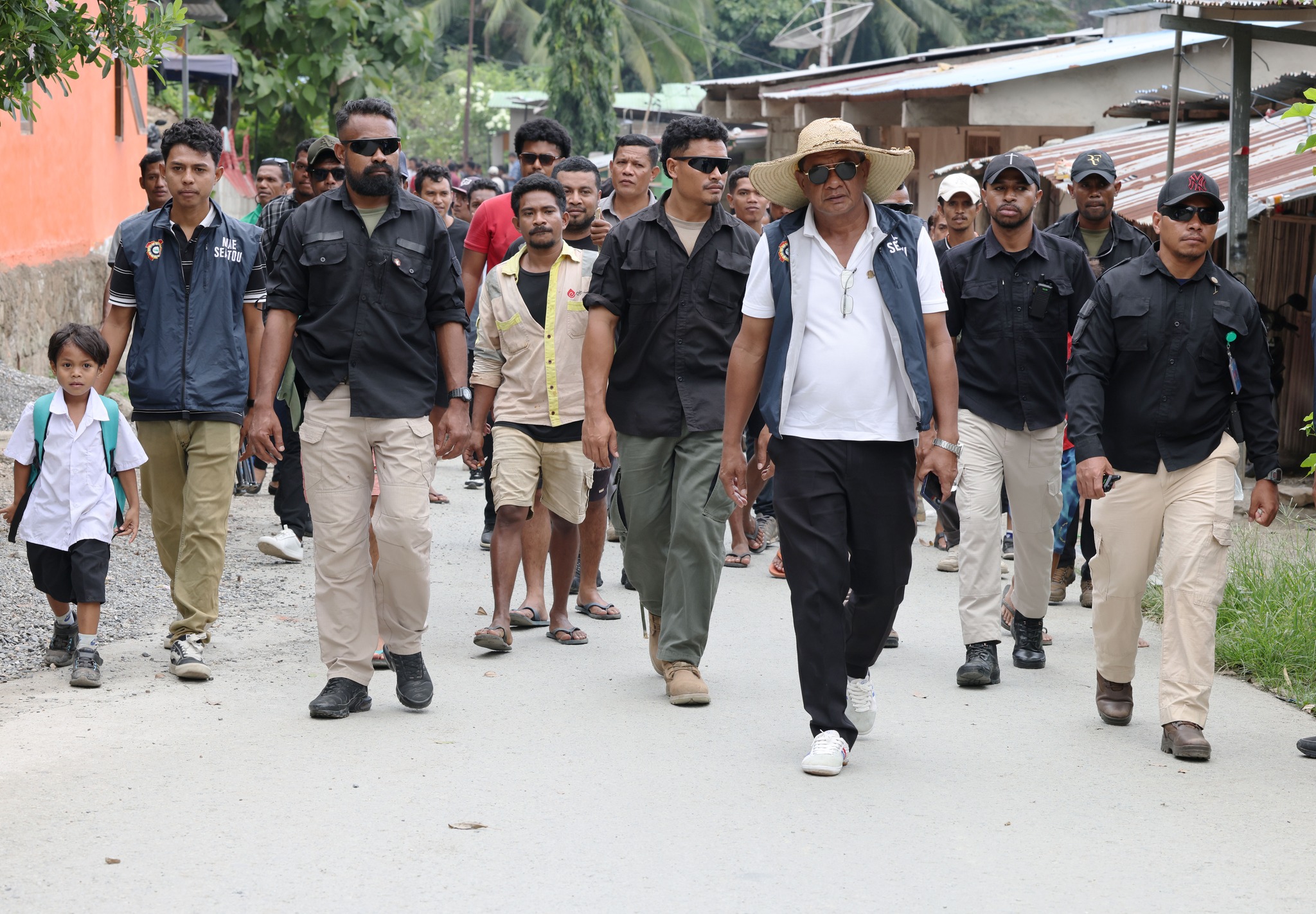 𝐒𝐄𝐀𝐓𝐎𝐔 𝐌𝐔𝐃𝐀 𝐒𝐀𝐈 𝐊𝐀𝐑𝐄𝐓𝐀 𝐀𝐀𝐓 𝐍𝐄'𝐄𝐁É 𝐏𝐀𝐑𝐀 𝐈𝐇𝐀 𝐄𝐒𝐓𝐑𝐀𝐃𝐀 𝐍𝐈𝐍𝐈𝐍 𝐍𝐎 𝐒𝐄𝐈 𝐅Ó 𝐒𝐀𝐍𝐒𝐀𝐔𝐍 𝐁𝐀 𝐍𝐀'𝐈𝐍 𝐒𝐈𝐑𝐀 𝐍𝐄'𝐄𝐁É 𝐊𝐎𝐍𝐓𝐈𝐍𝐔𝐀 𝐇𝐔𝐒𝐈𝐊 𝐇𝐄𝐋𝐀 𝐊𝐀𝐑𝐄𝐓𝐀 𝐀𝐀𝐓 𝐈𝐇𝐀 𝐅𝐀𝐓𝐈𝐍 𝐏Ú𝐁𝐋𝐈𝐊𝐔