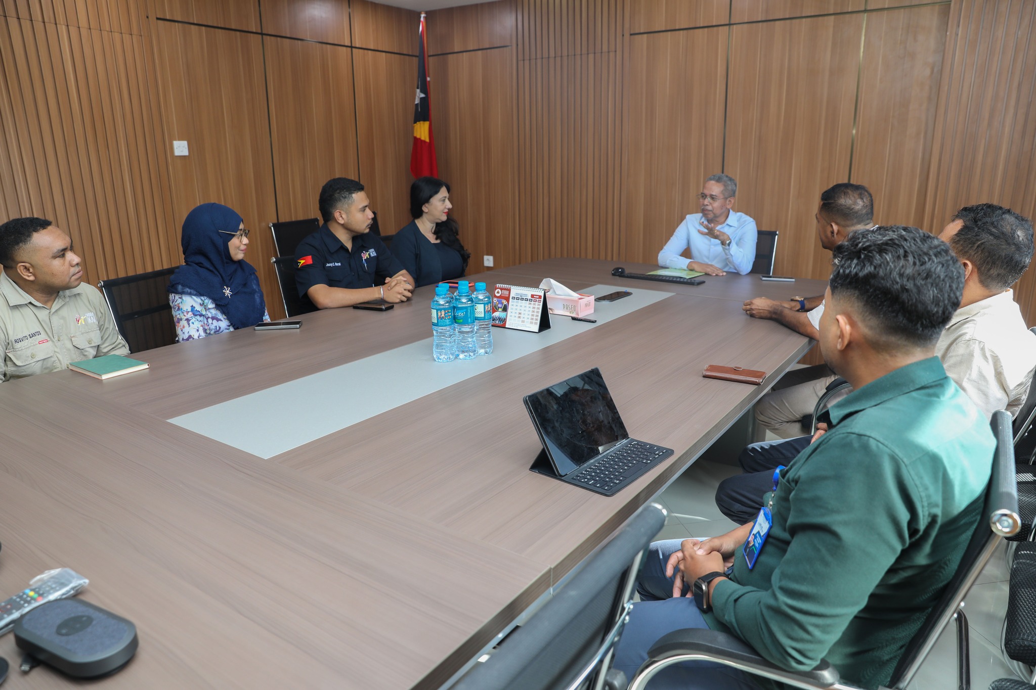 𝐆𝐎𝐕𝐄𝐑𝐍𝐔 𝐒𝐄𝐋𝐄𝐁𝐑𝐀 𝐊𝐎𝐍𝐓𝐑𝐀𝐓𝐔 𝐇𝐎 𝐕𝐎𝐑𝐀𝐊𝐀𝐈 𝐇𝐎𝐃𝐈 𝐈𝐍𝐒𝐓𝐀𝐋𝐀 𝐀𝐍𝐓𝐄𝐍𝐀 𝐒𝐓𝐀𝐑𝐋𝐈𝐍𝐊 𝐁Á 𝐒𝐄𝐃𝐄 𝐒𝐔𝐊𝐔 𝐇𝐀𝐌𝐔𝐓𝐔𝐊 𝐀𝐓𝐔𝐒 𝐇𝐀𝐀𝐓 𝐋𝐈𝐌𝐀 𝐍𝐔𝐋𝐔 (𝟒𝟓𝟎) 𝐈𝐇𝐀 𝐓𝐄𝐑𝐈𝐓Ó𝐑𝐈𝐔 𝐍𝐀𝐒𝐈𝐎𝐍Á𝐋.