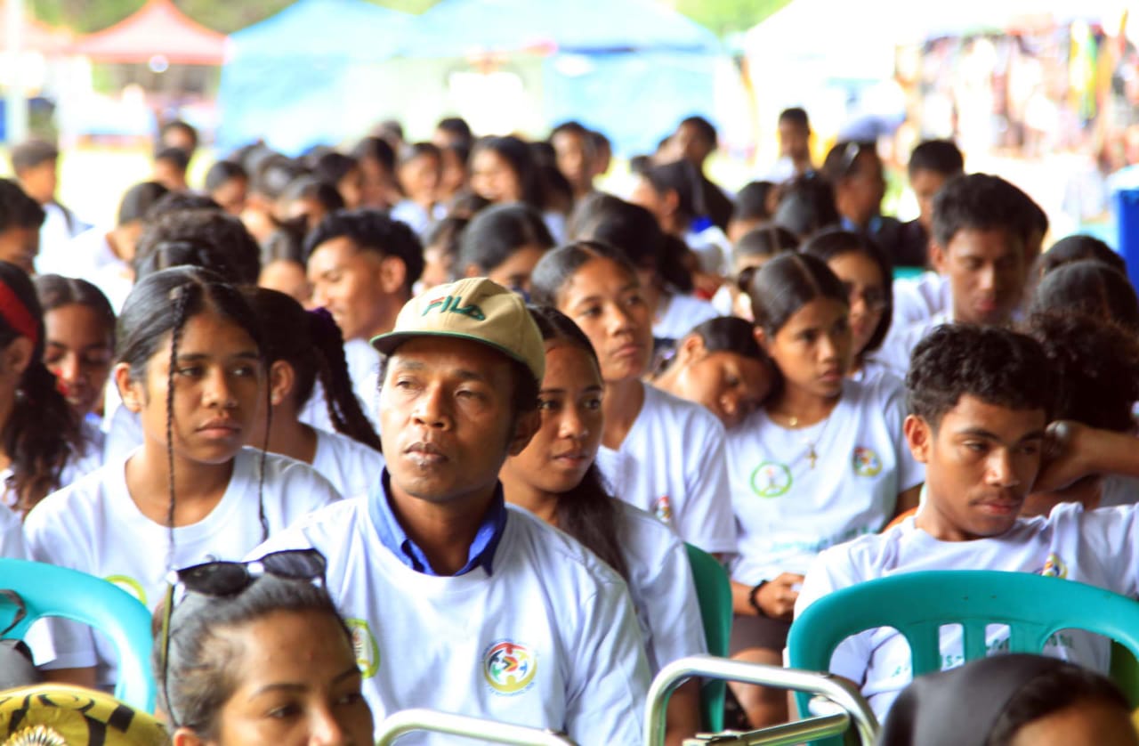 𝗦𝗘𝗠𝗜𝗡Á𝗥𝗜𝗨 𝗡𝗔𝗦𝗜𝗢𝗡Á𝗟 𝗝𝗨𝗩𝗘𝗡𝗧𝗨𝗗𝗘 𝗗𝗜𝗦𝗞𝗨𝗧𝗘 𝗗𝗘𝗭𝗔𝗙𝗜𝗨 𝗞𝗥Í𝗧𝗜𝗞𝗨