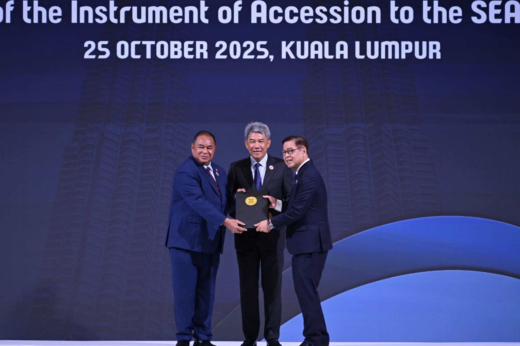 𝑻𝒊𝒎𝒐𝒓-𝑳𝒆𝒔𝒕𝒆 𝑫𝒆𝒑𝒐𝒛𝒊𝒕𝒂 𝑰𝒏𝒔𝒕𝒓𝒖𝒎𝒆𝒏𝒕𝒖 𝑨𝒅𝒆𝒛𝒂𝒖𝒏 𝒃𝒂́ 𝑲𝒂𝒓𝒕𝒂 𝑨𝑺𝑬𝑨𝑵