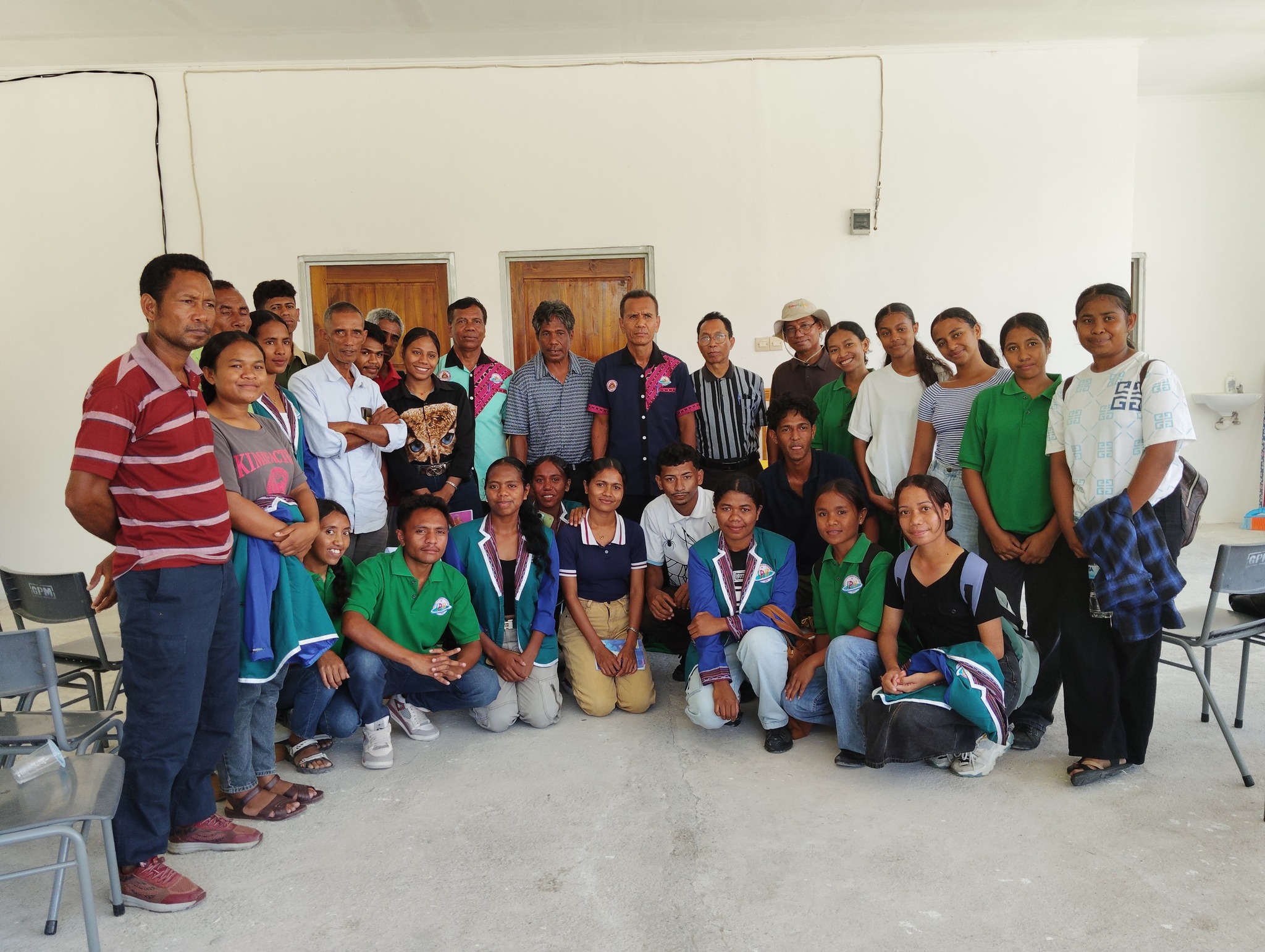 DGPV Sosializa Artifisial Inseminasaun (AI) Ba Estudante IPB no Komunidade Sira Iha Suku Betano