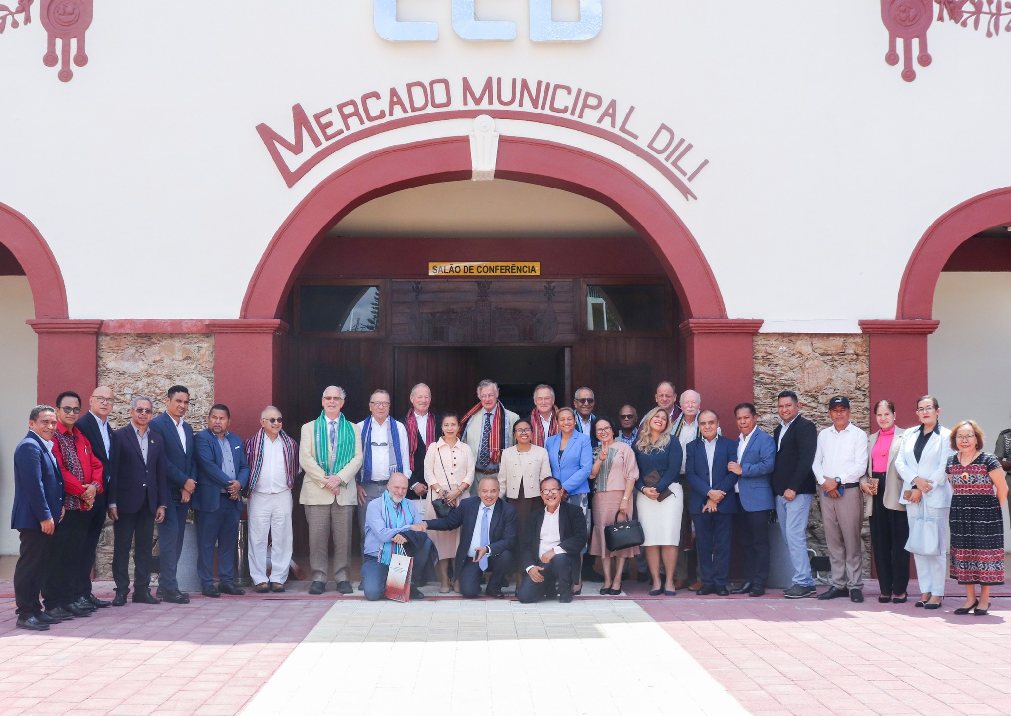 𝐆𝐎𝐕𝐄𝐑𝐍𝐔 𝐓𝐈𝐌𝐎𝐑-𝐋𝐄𝐒𝐓𝐄 𝐃𝐄𝐌𝐎𝐒𝐓𝐑𝐀 𝐒𝐄𝐍𝐓𝐈𝐃𝐔 𝐀𝐆𝐑𝐀𝐃𝐄𝐒𝐈𝐌𝐄𝐍𝐓𝐔 𝐁Á 𝐆𝐑U𝐏𝐔 𝐕𝐈𝐙𝐈𝐎𝐍Á𝐑𝐈𝐔 𝐆𝐋𝐎𝐁Á𝐋 𝐒𝐈𝐑𝐀 𝐊𝐎𝐍𝐀-𝐁Á 𝐄𝐌𝐏𝐑𝐄𝐄𝐃𝐄𝐃𝐎𝐑𝐈𝐙𝐌𝐔, 𝐄𝐒𝐏𝐋𝐎𝐑𝐀𝐒𝐀𝐔𝐍, 𝐄𝐊𝐎𝐋𝐎𝐉𝐈𝐀 𝐍𝐎 𝐋𝐈𝐃𝐄𝐑𝐀𝐍𝐒𝐀