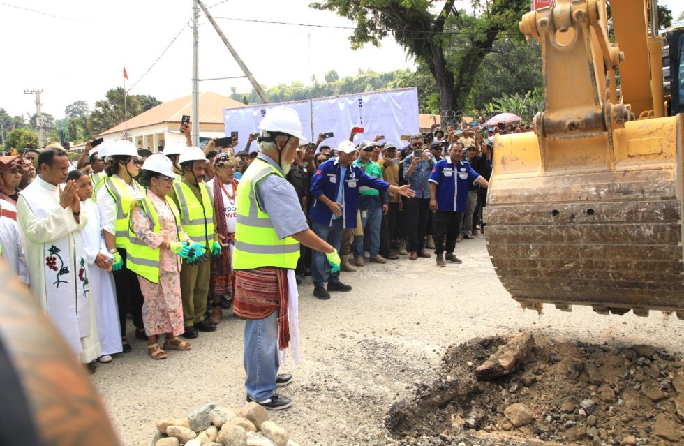 Governu IX Konsitusional lansa projetu rehabilitasaun estrada urbana Baucau Vila