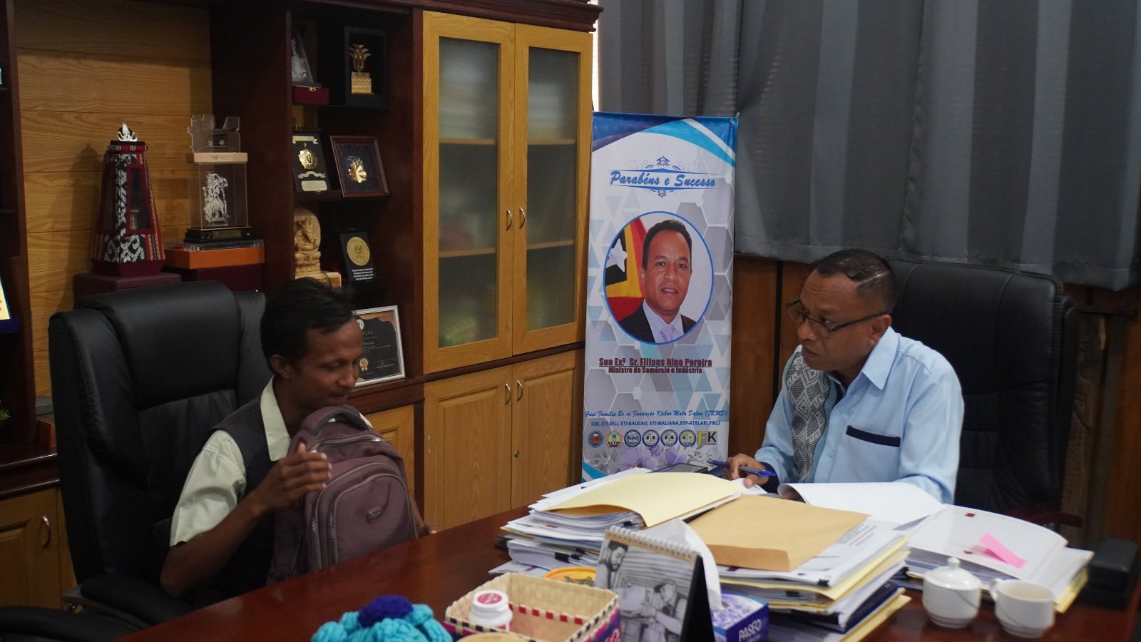 𝐌𝐢𝐧𝐢𝐬𝐭𝐫𝐮 𝐊𝐨𝐦é𝐫𝐬𝐢𝐮 𝐧𝐨 𝐈𝐧𝐝ú𝐬𝐭𝐫𝐢𝐚, 𝐡𝐚𝐬𝐨𝐫𝐮 𝐀𝐬𝐨𝐬𝐢𝐚𝐬𝐚𝐮𝐧 𝐞𝐦𝐚 𝐡𝐨 𝐃𝐞𝐟𝐢𝐬𝐢é𝐧𝐬𝐢𝐚 𝐡𝐮𝐬𝐢 𝐌𝐮𝐧𝐢𝐬𝐢𝐩𝐢𝐮 𝐂𝐨𝐯𝐚𝐥𝐢𝐦𝐚