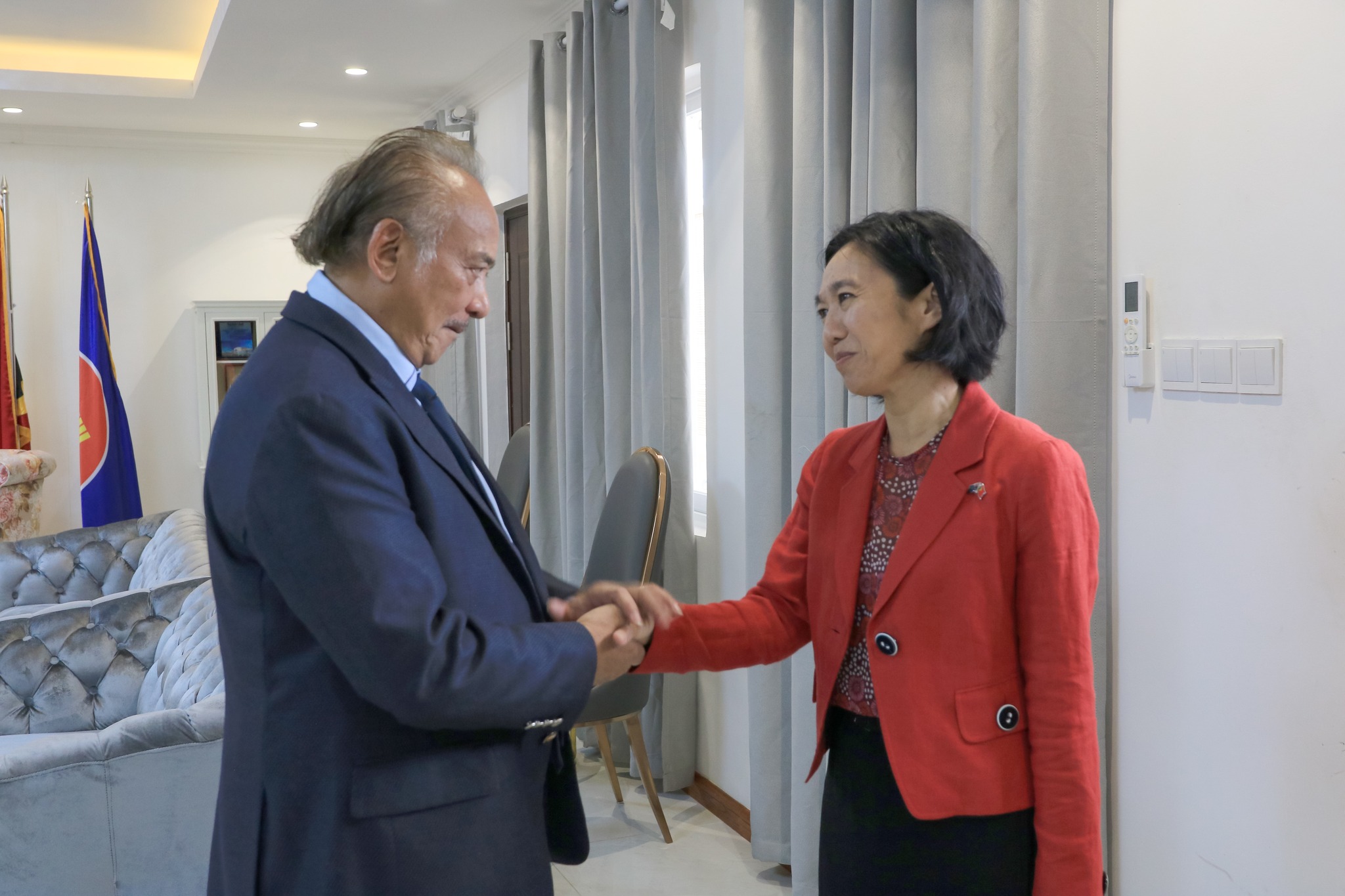 𝐕𝐢𝐬𝐞-𝐏𝐌 𝐞𝐧𝐤𝐨𝐧𝐭𝐫𝐮 𝐡𝐨 𝐒𝐞𝐤𝐫𝐞𝐭á𝐫𝐢𝐮 𝐀𝐝𝐣𝐮𝐧𝐭𝐮 𝐆𝐫𝐮𝐩𝐮 Á𝐳𝐢𝐚 𝐒ú𝐥 𝐧𝐨 𝐒𝐮𝐝𝐞𝐬𝐭𝐞