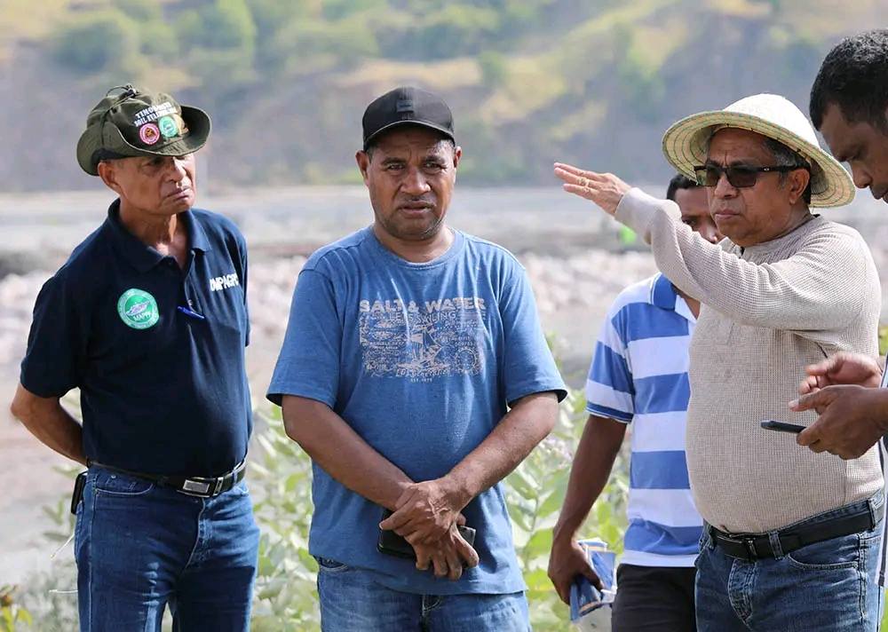 Ministro MAPPF Akompaña PM Observa Irrigasaun Laclo