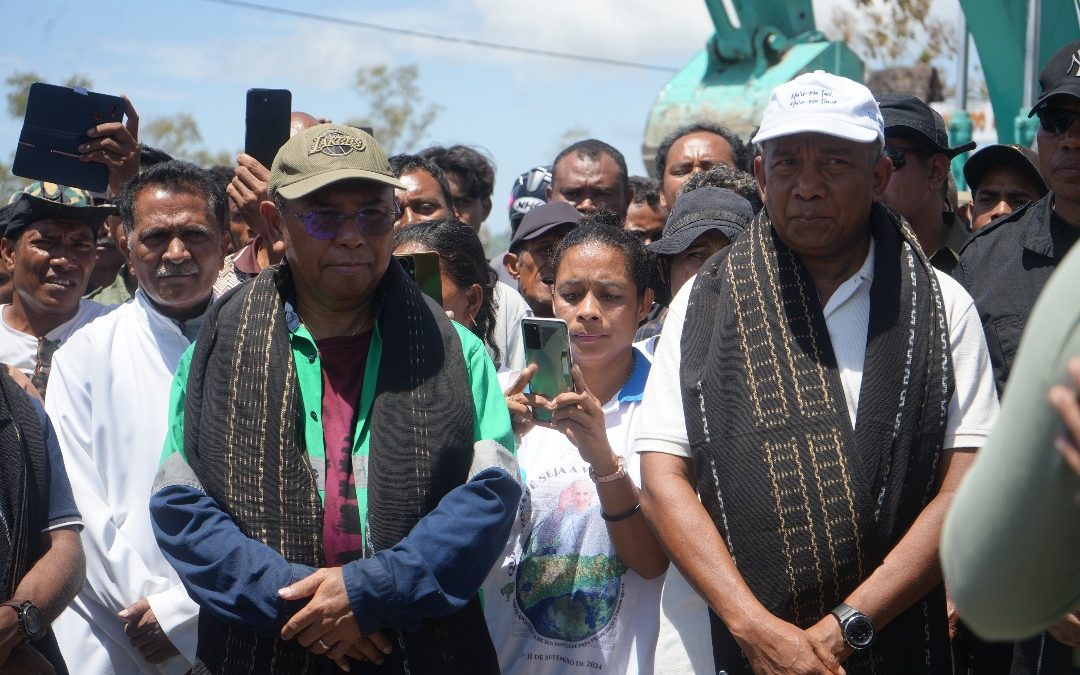 Governo  Lansa Fatuk Dahuluk ba Projeto Estrada Luak-Betano