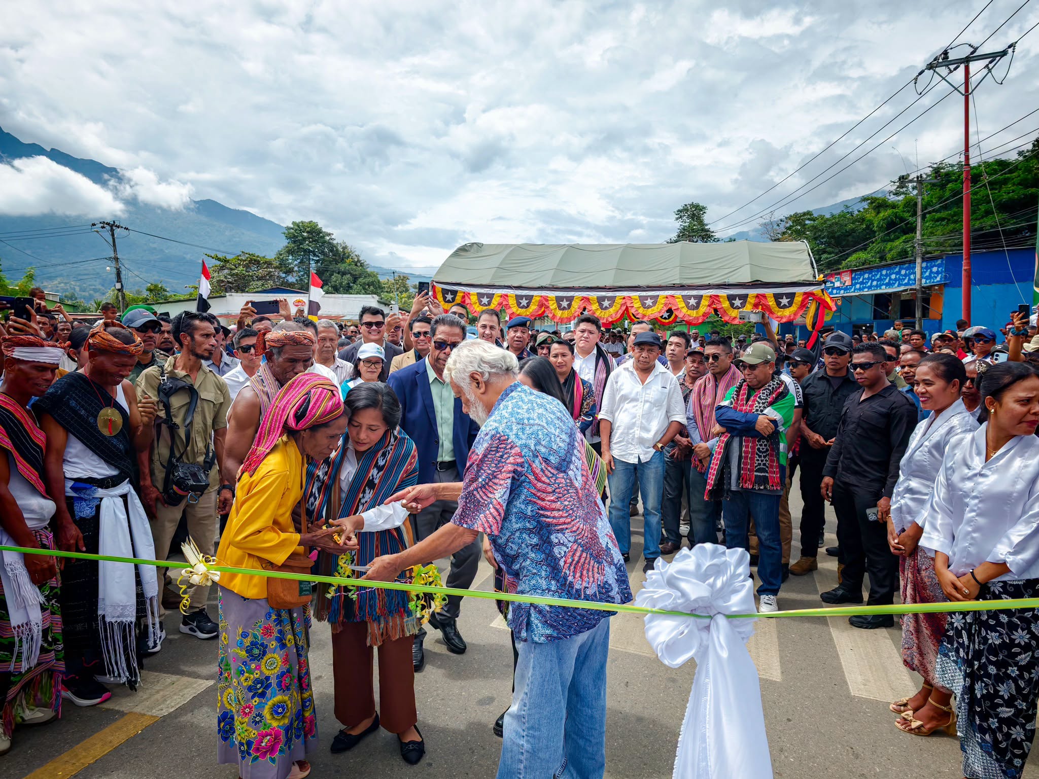 𝗣𝗠 𝗫𝗔𝗡𝗔𝗡𝗔 𝗢𝗙𝗜𝗦𝗜𝗔𝗟𝗠𝗘𝗡𝗧𝗘 𝗜𝗡𝗔𝗨𝗚𝗨𝗥𝗔 𝗘𝗦𝗧𝗥𝗔𝗗𝗔 𝗨𝗥𝗕𝗔𝗡𝗔 𝗠𝗔𝗟𝗜𝗔𝗡𝗔.