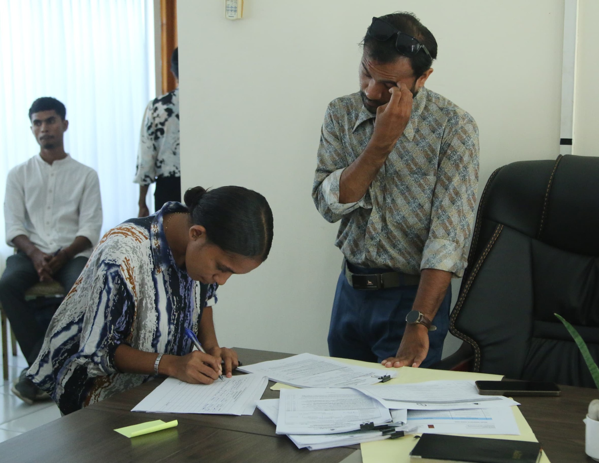 𝗠𝗝𝗗𝗔𝗞 𝗔𝗣𝗢𝗜𝗨 𝗘𝗠𝗣𝗥𝗘𝗘𝗡𝗗𝗘𝗗𝗢𝗥𝗜𝗦𝗠𝗢: 𝗚𝗥𝗨𝗣𝗨 𝗝𝗨𝗩𝗘𝗡𝗧𝗨𝗗𝗘 𝟴 𝗔𝗦𝗜𝗡𝗔 𝗔𝗞𝗢𝗥𝗗𝗨 𝗔𝗦𝗛 𝗕𝗔 𝗣𝗘𝗝𝗜-𝗠!