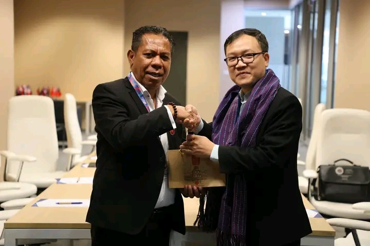 𝐑𝐞𝐮𝐧𝐢𝐚𝐮𝐧 𝐁𝐢𝐥𝐚𝐭𝐞𝐫𝐚𝐥 𝐡𝐨 𝐀𝐥𝐭𝐞𝐫𝐧a𝐭𝐢𝐯𝐞 𝐒𝐄𝐎𝐌 𝐕𝐢𝐞𝐭𝐧𝐚𝐦