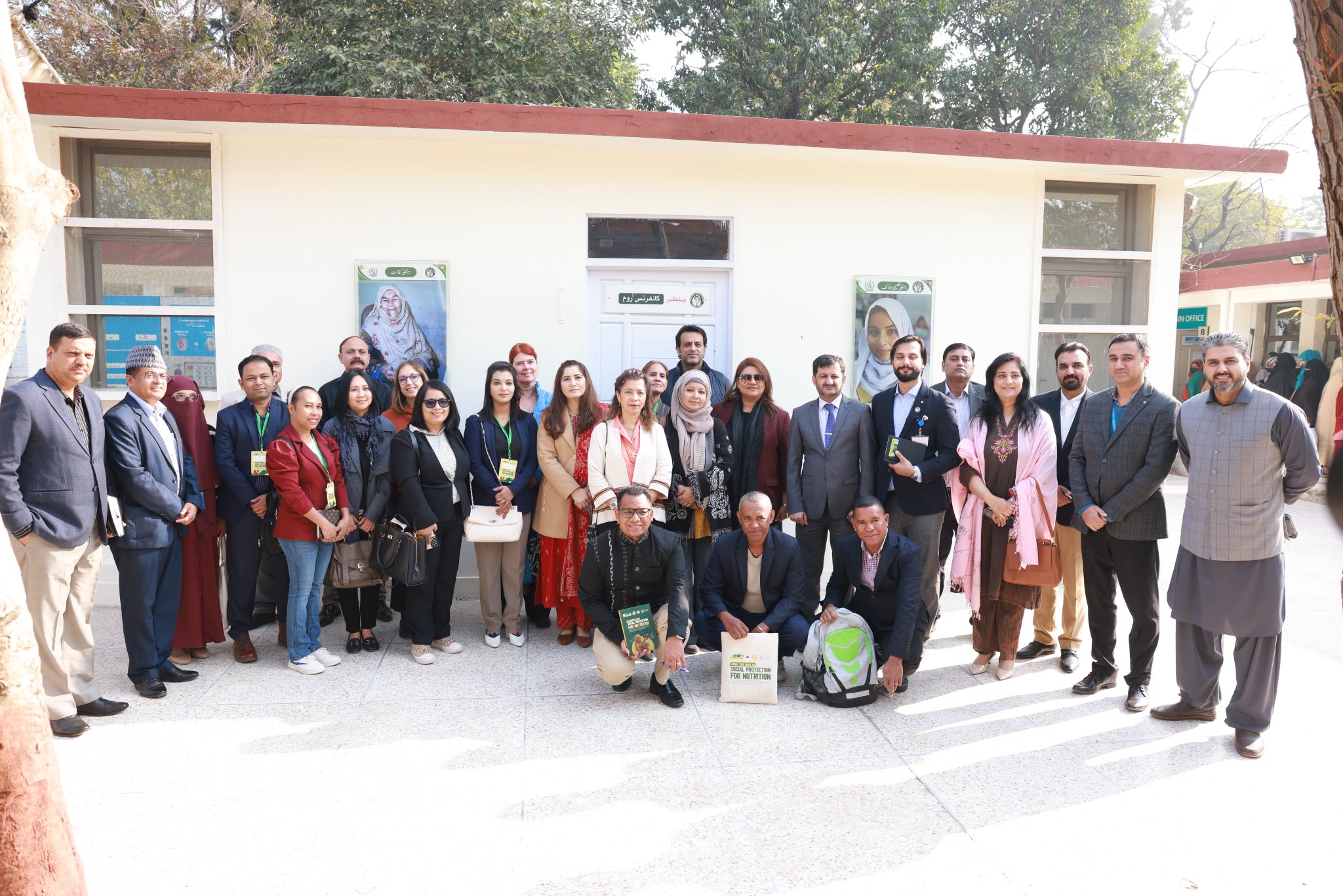 Vise-Ministra MSSI vizita ba Sentru Fasilitasaun Benazir Income Support Programme One-Window