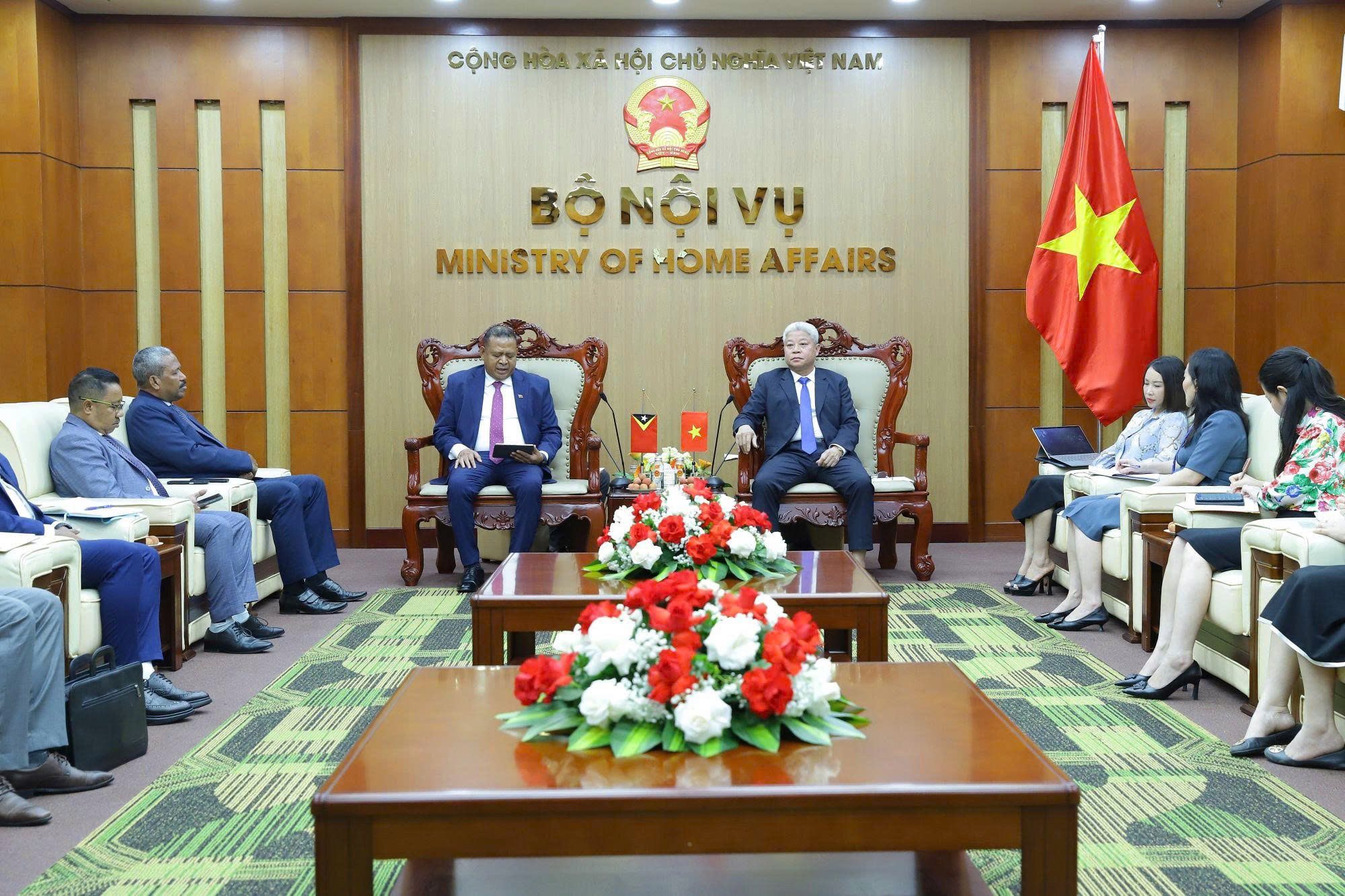 H.E Secretary of State for Vocational Training and Employment (SEFOPE) Timor-Leste, Mr. Rogério de Araujo Mendonça, accompanied by H.E. Ambassador Extraordinary and Plenipotentiary of Timor-Leste to Viet Nam, Mr. João Pereira